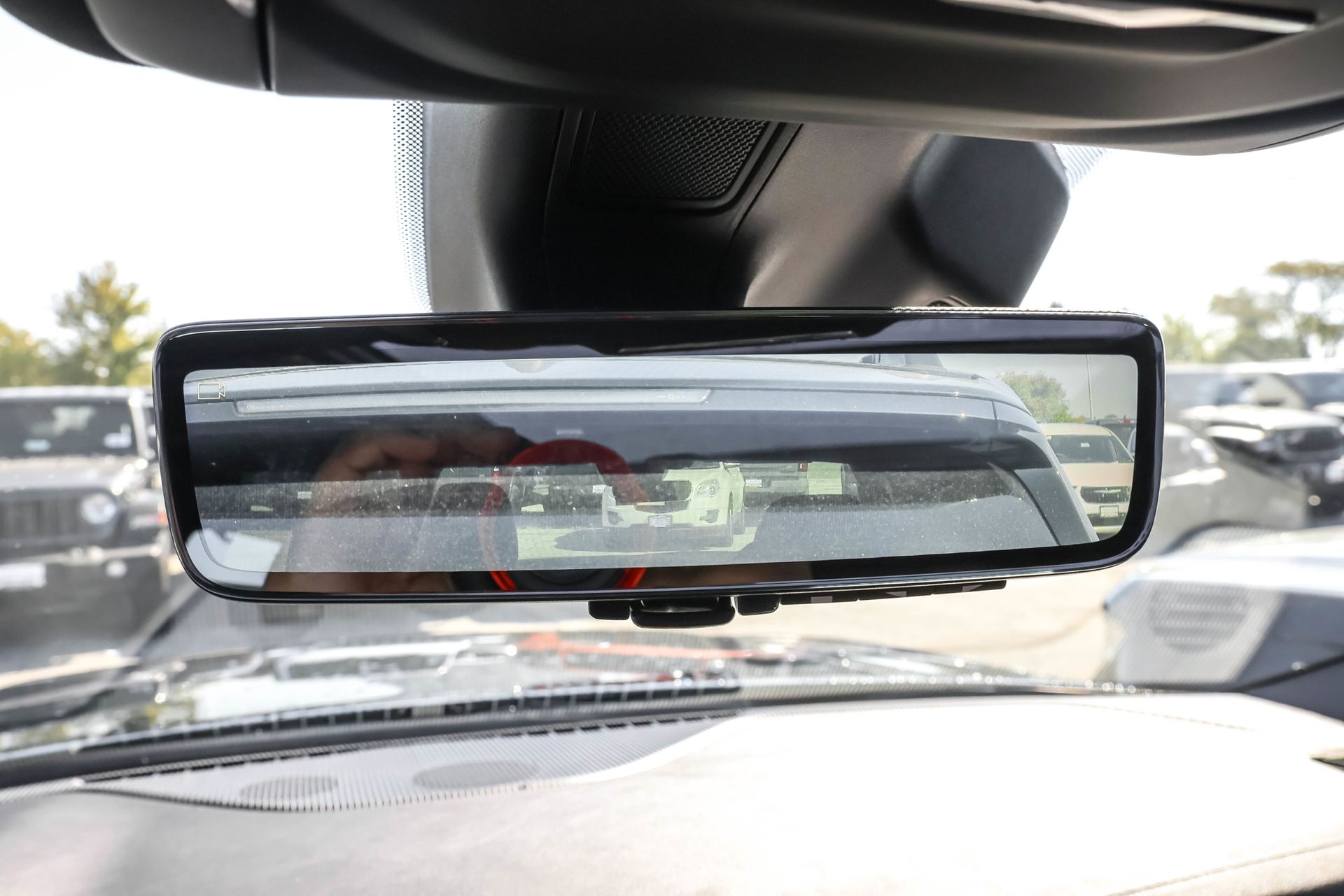 2025 JEEP GRAND CHEROKEE - Image 29