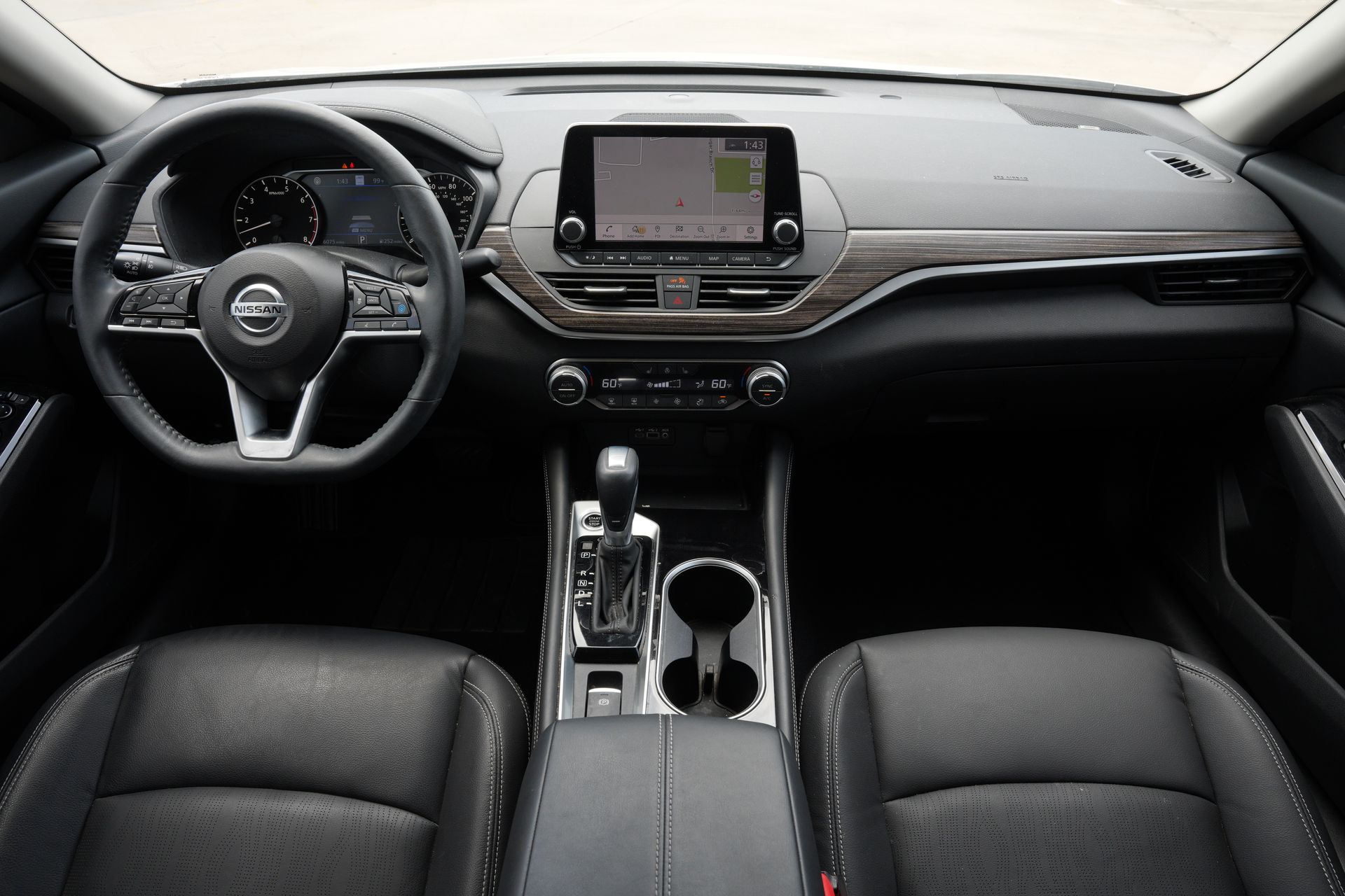2022 Nissan Altima 2.5 SL White at Bayshore Chrysler Jeep Dodge Ram
