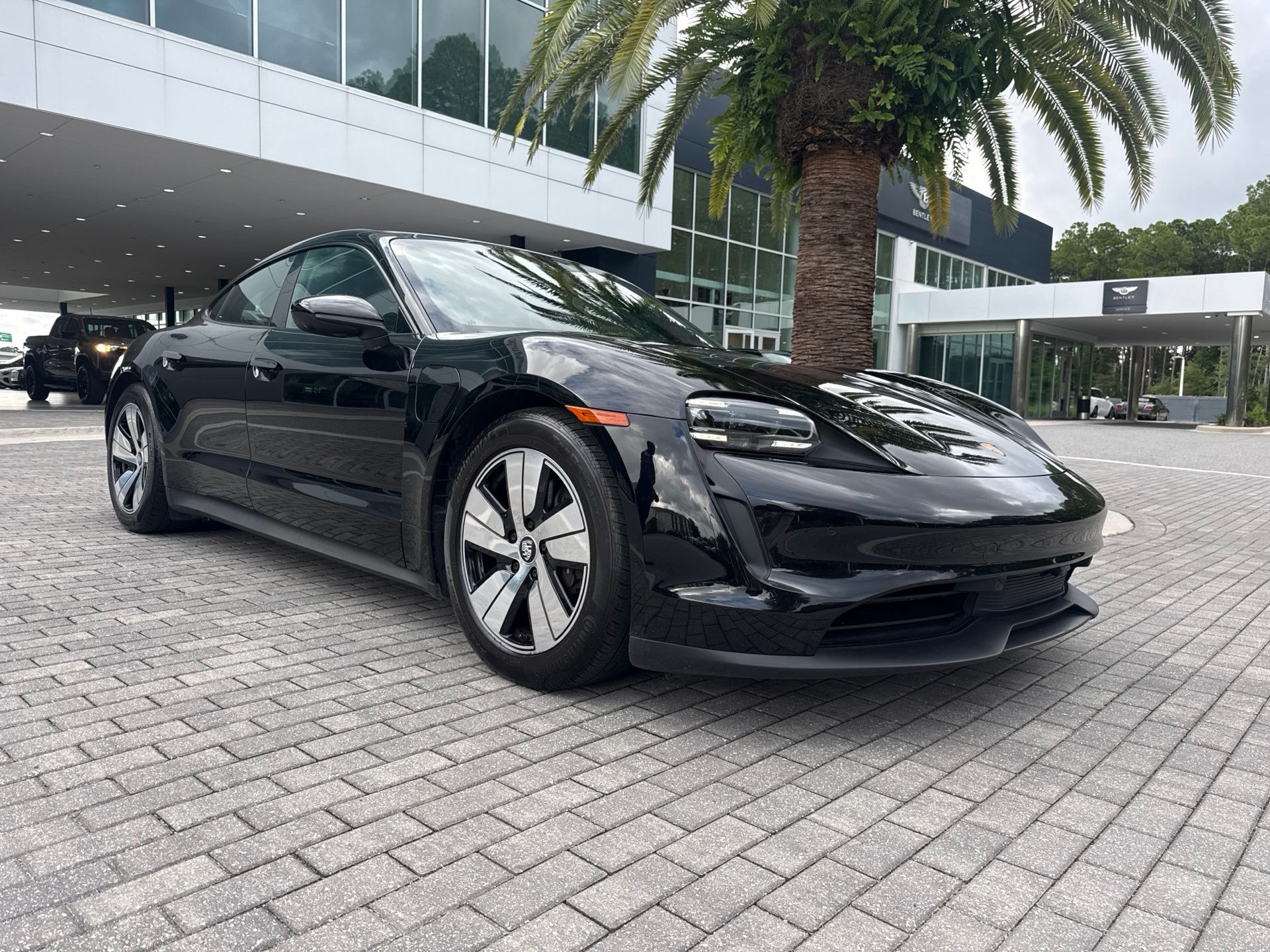 2024 Porsche Taycan  Sedán Tracción trasera 2 velocidades Automática