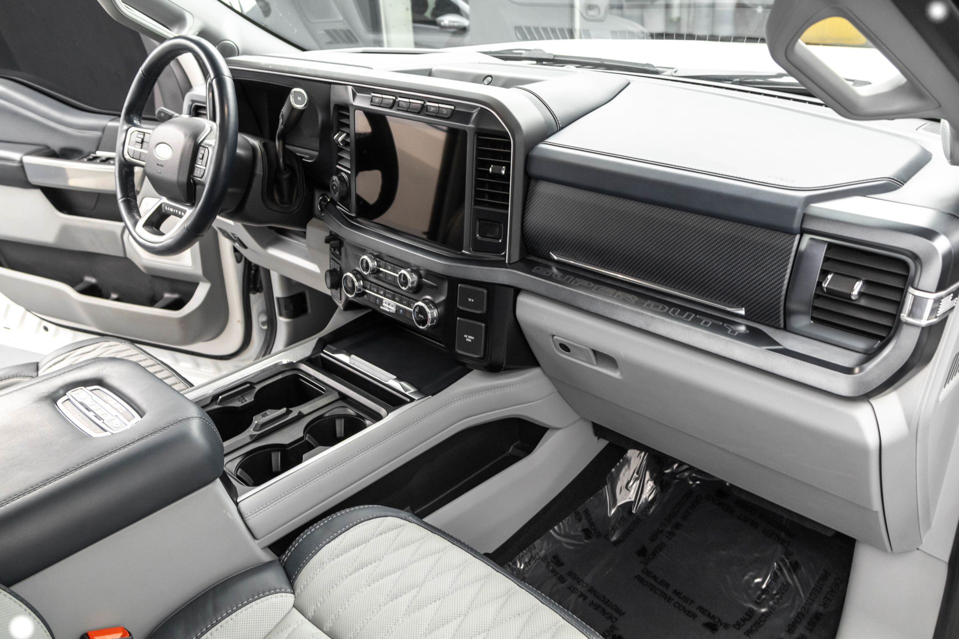 2024 FORD F-350 - Image 39