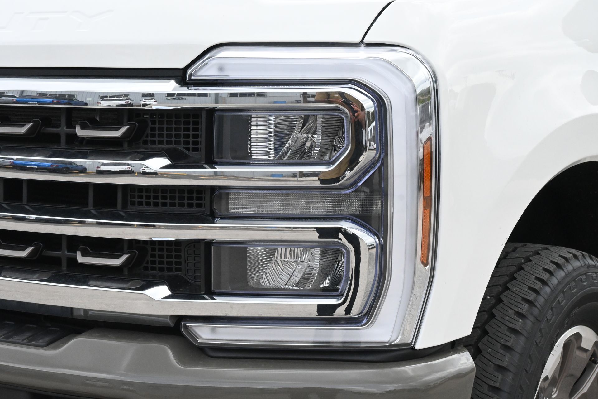 2026 Ford F-350SD King Ranch White at EAG Ford Navasota