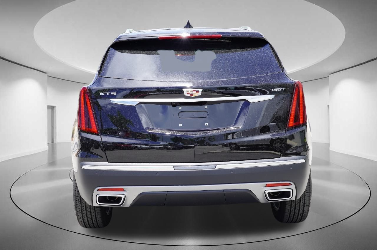 2025 Cadillac XT5 Premium Luxury 4