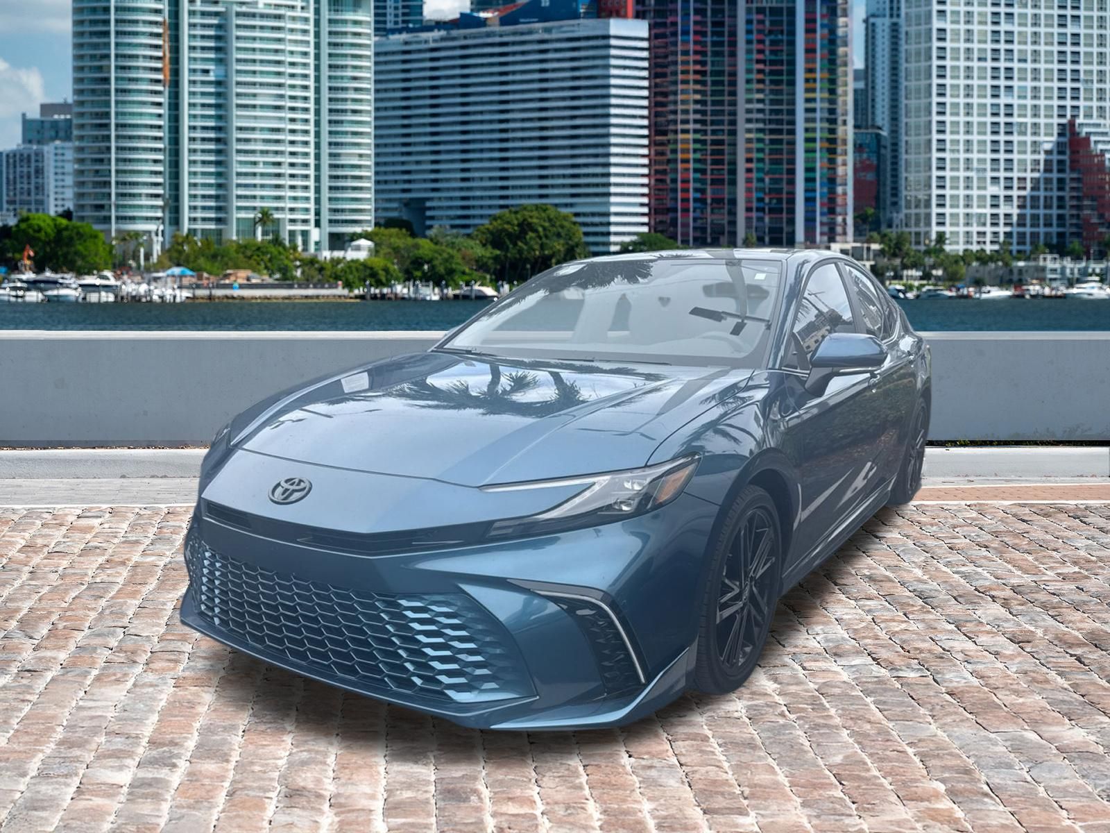 2025 Toyota Camry XSE FWD