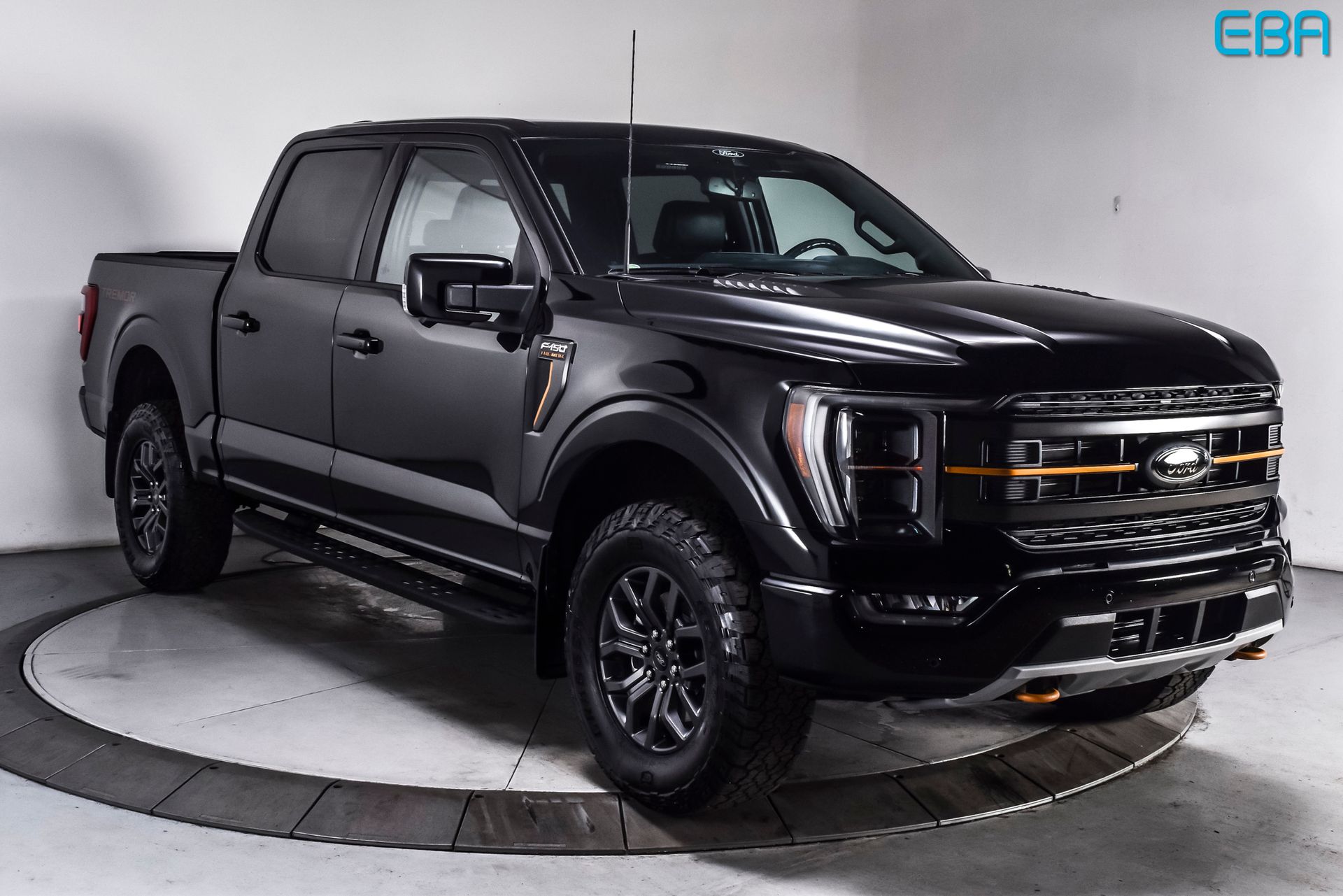 Agate Black Metallic 2022 Ford F-150 Tremor SuperCrew 4WD Pickup Truck Four-Wheel Drive Automatic