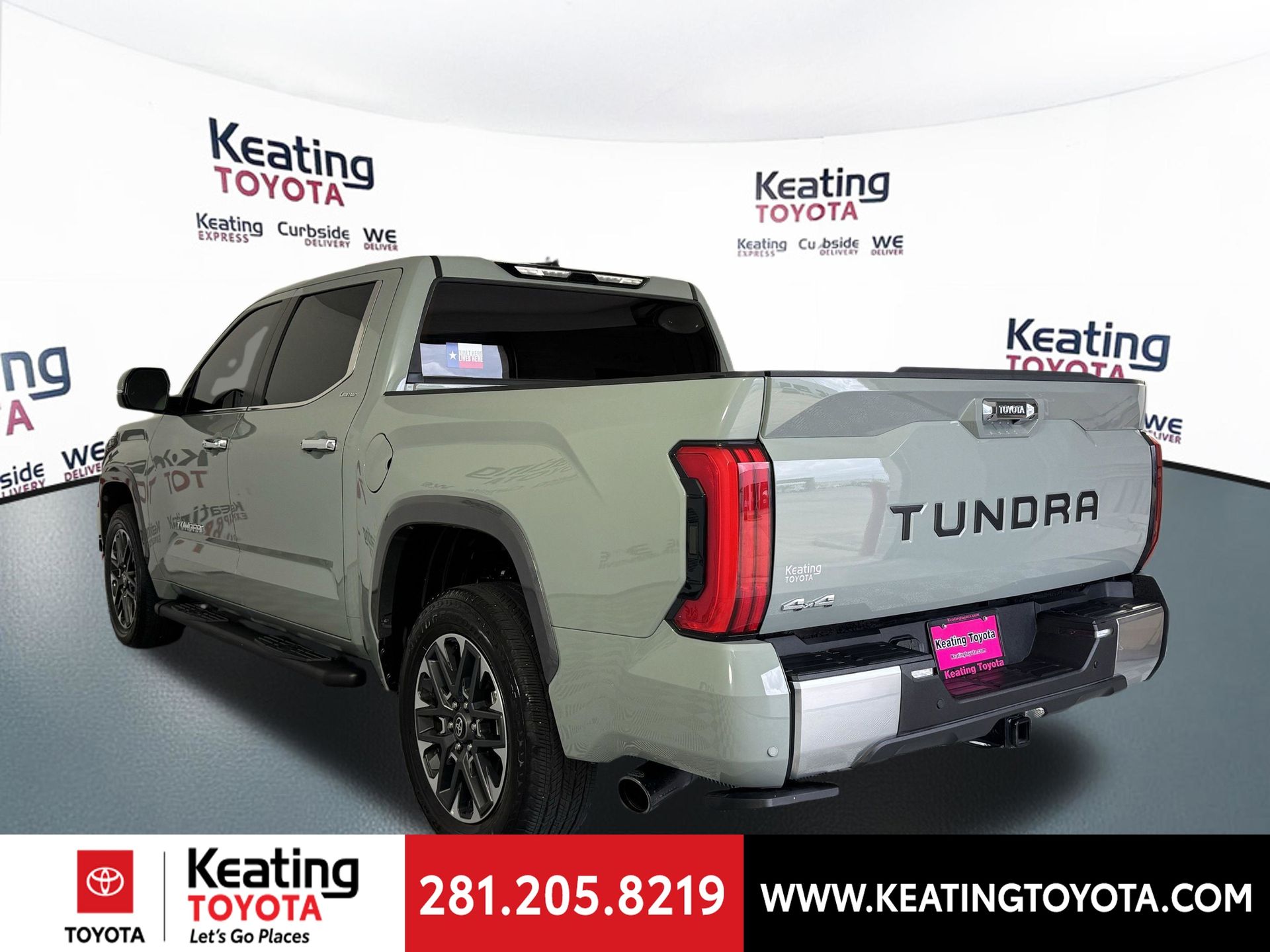 View vehicle photo 7