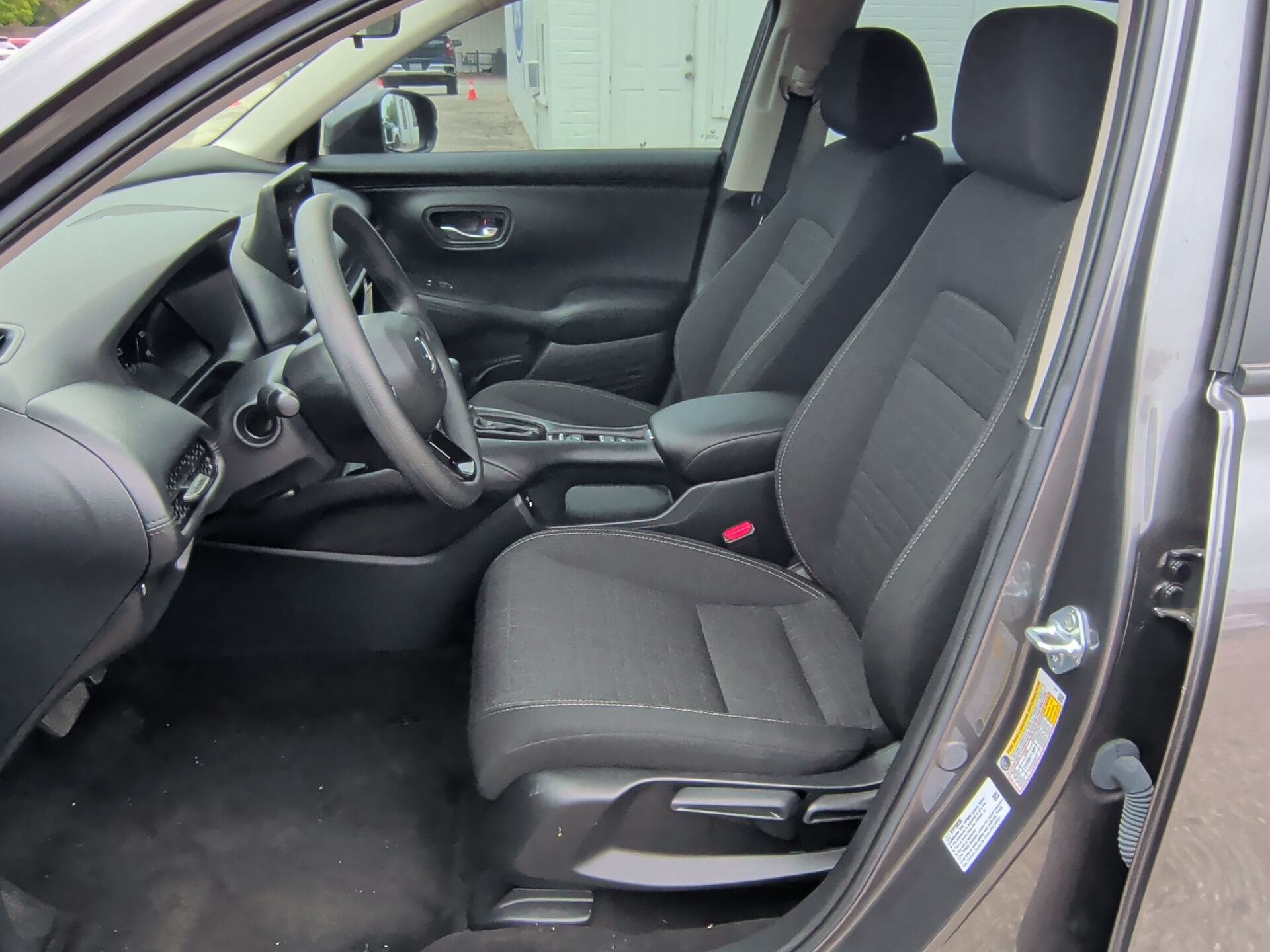 2025 Honda HR-V LX - 8