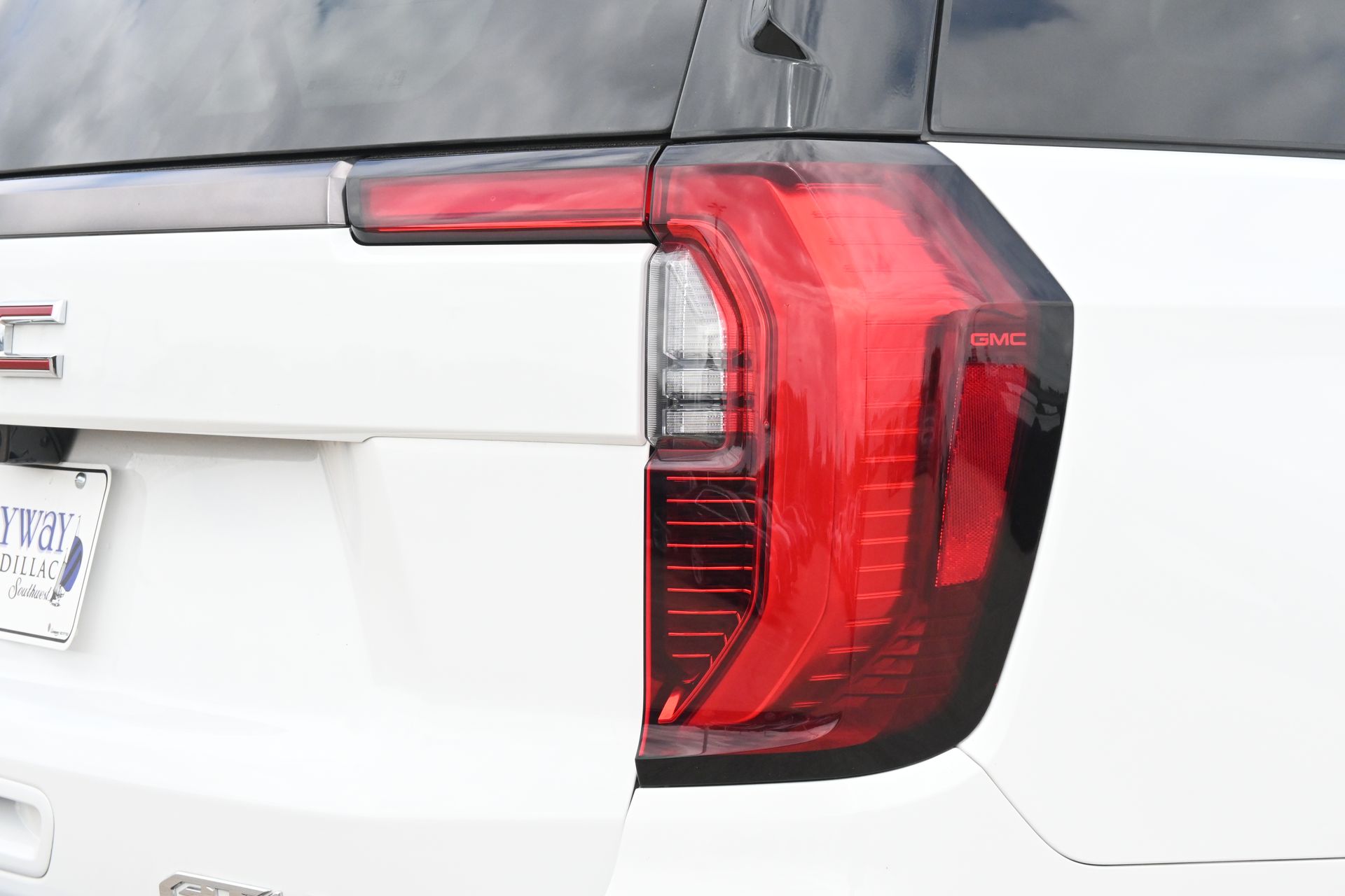 2026 GMC Yukon AT4 Ultimate White at Central Houston Nissan