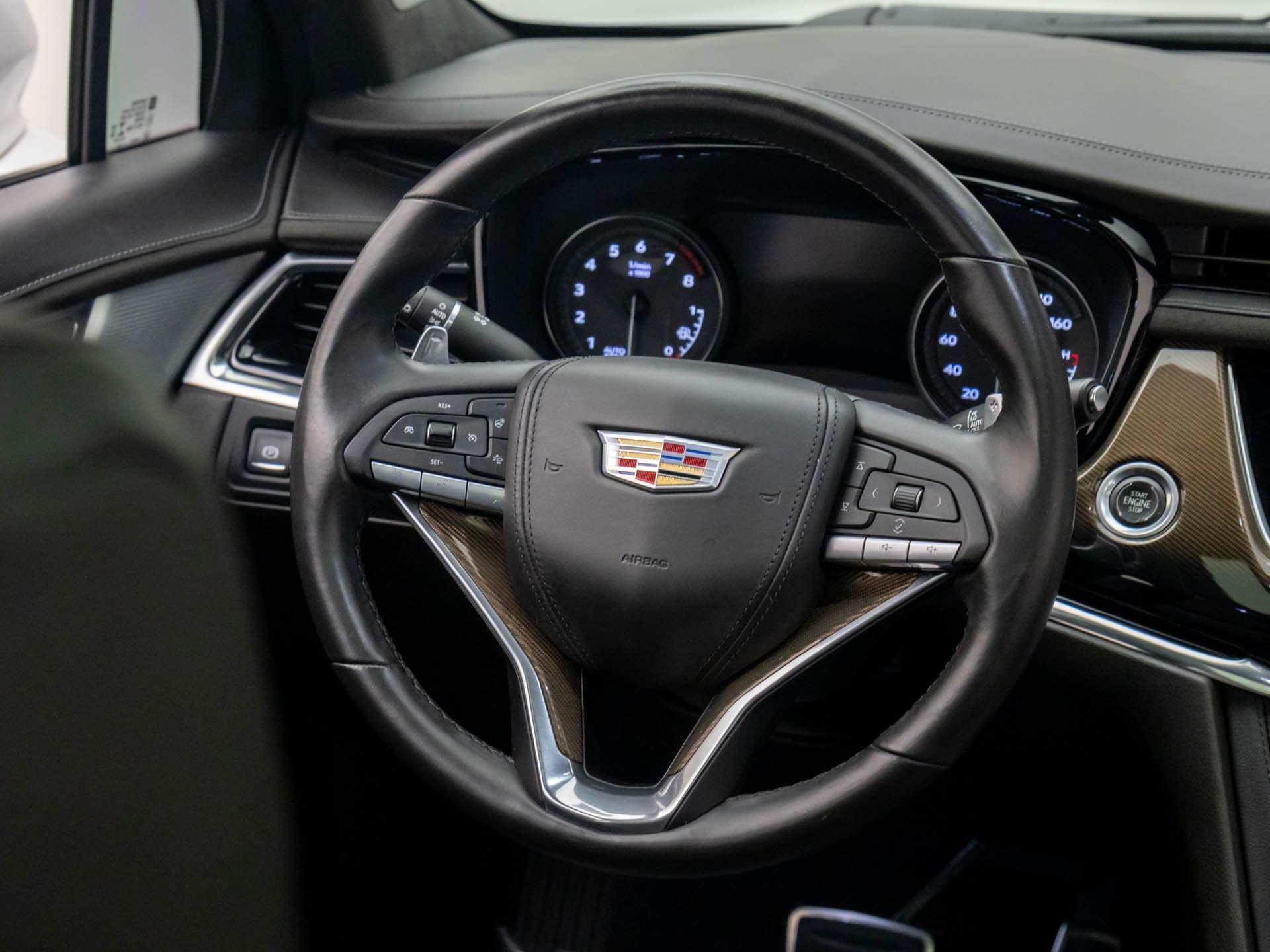 2022 Cadillac XT6 Sport photo