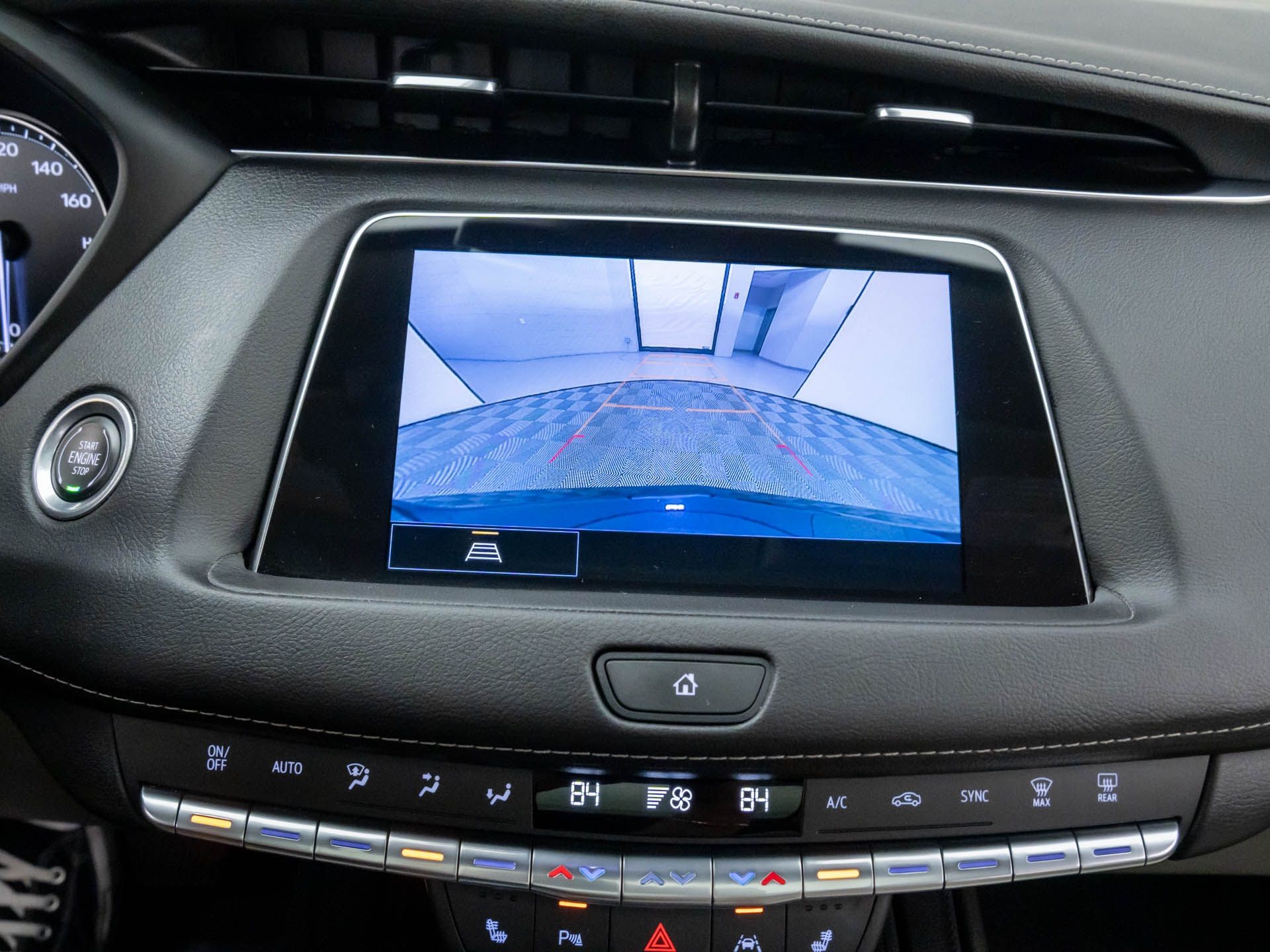2022 Cadillac XT4 Luxury photo