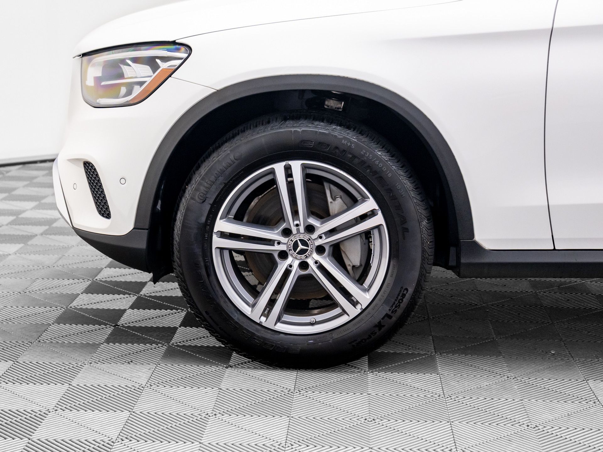 2021 Mercedes-Benz GLC GLC 300 photo