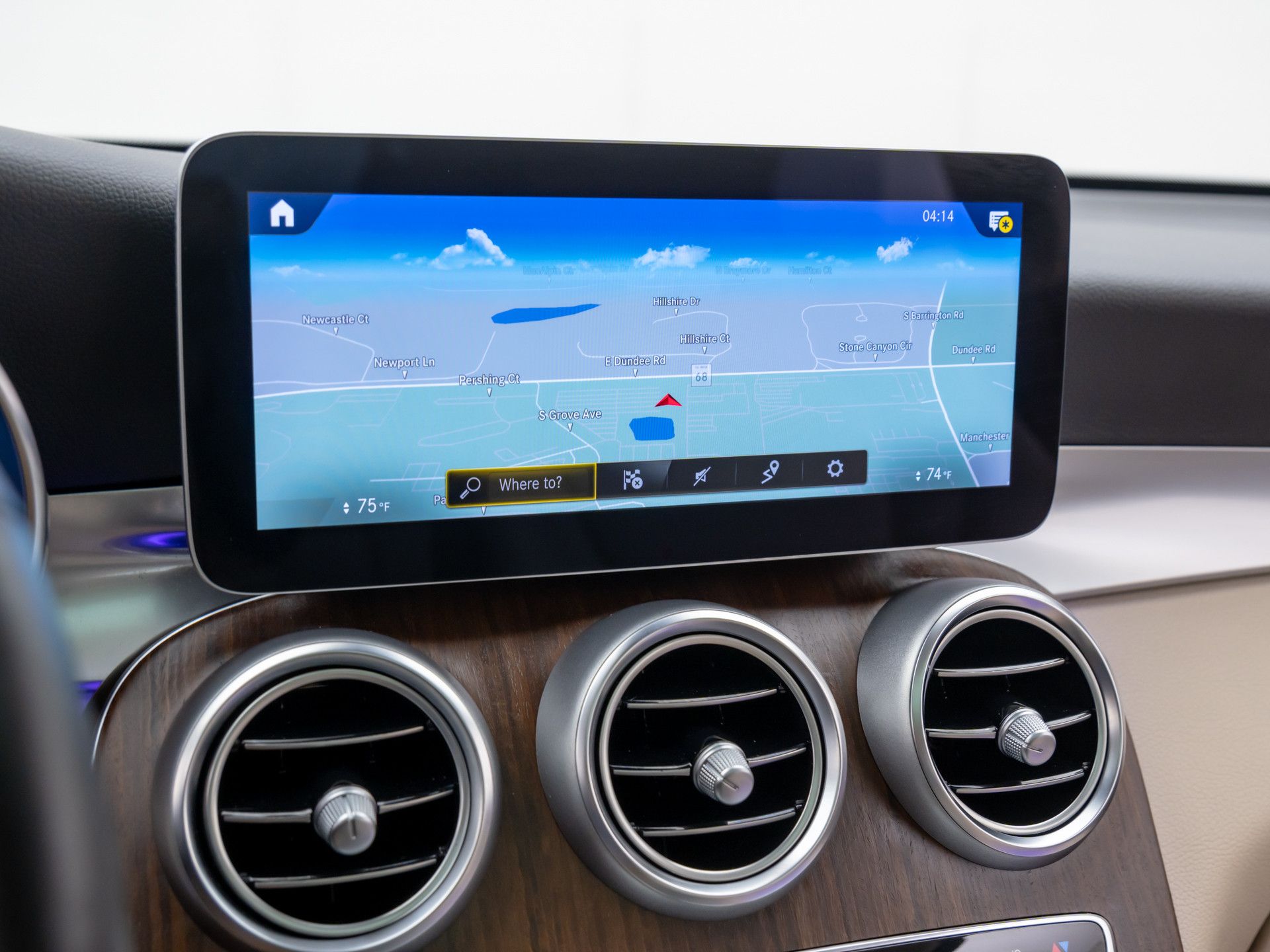 2022 Mercedes-Benz GLC GLC 300 photo