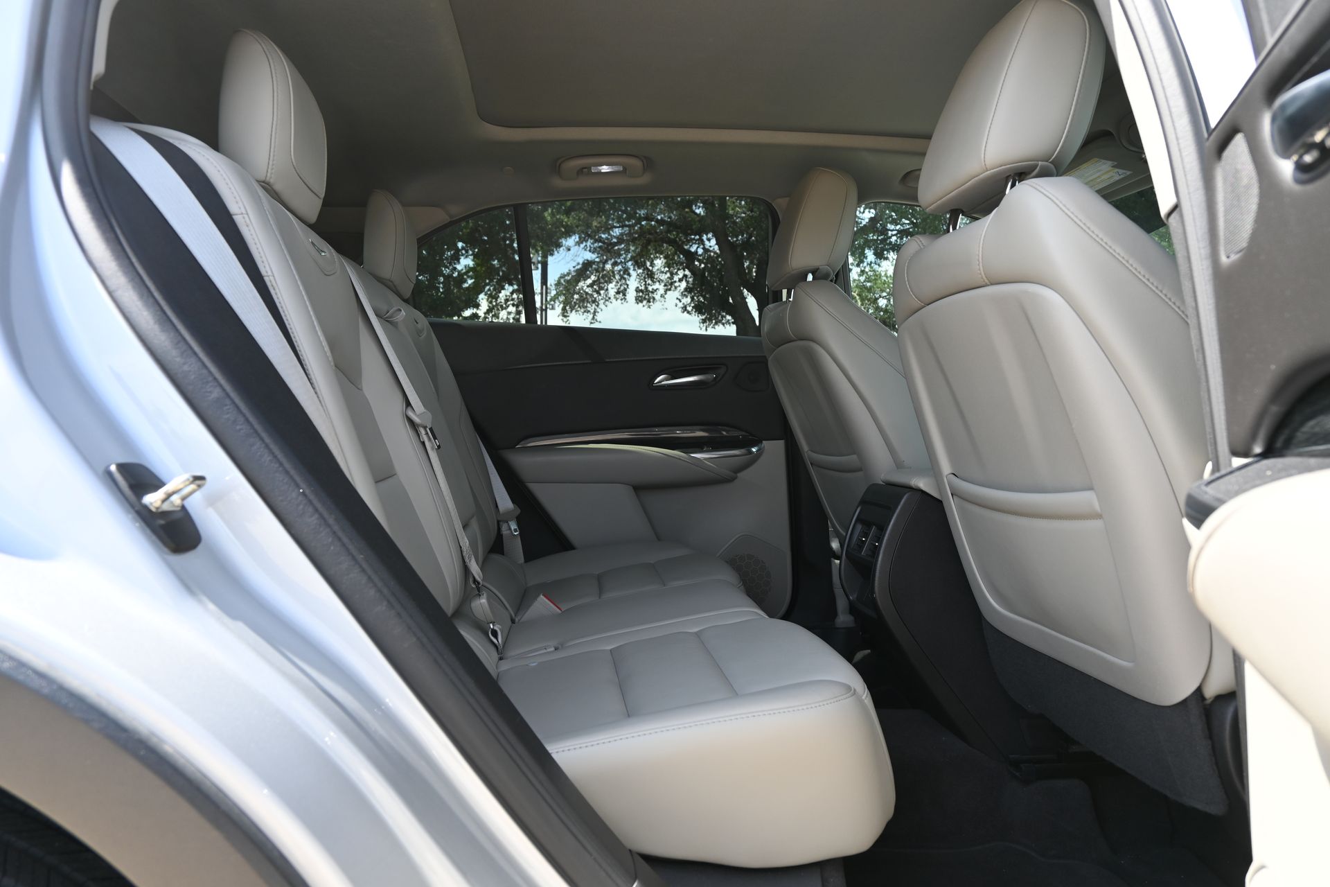 2020 Cadillac XT4 Premium Luxury Silver at Tom Peacock Cadillac