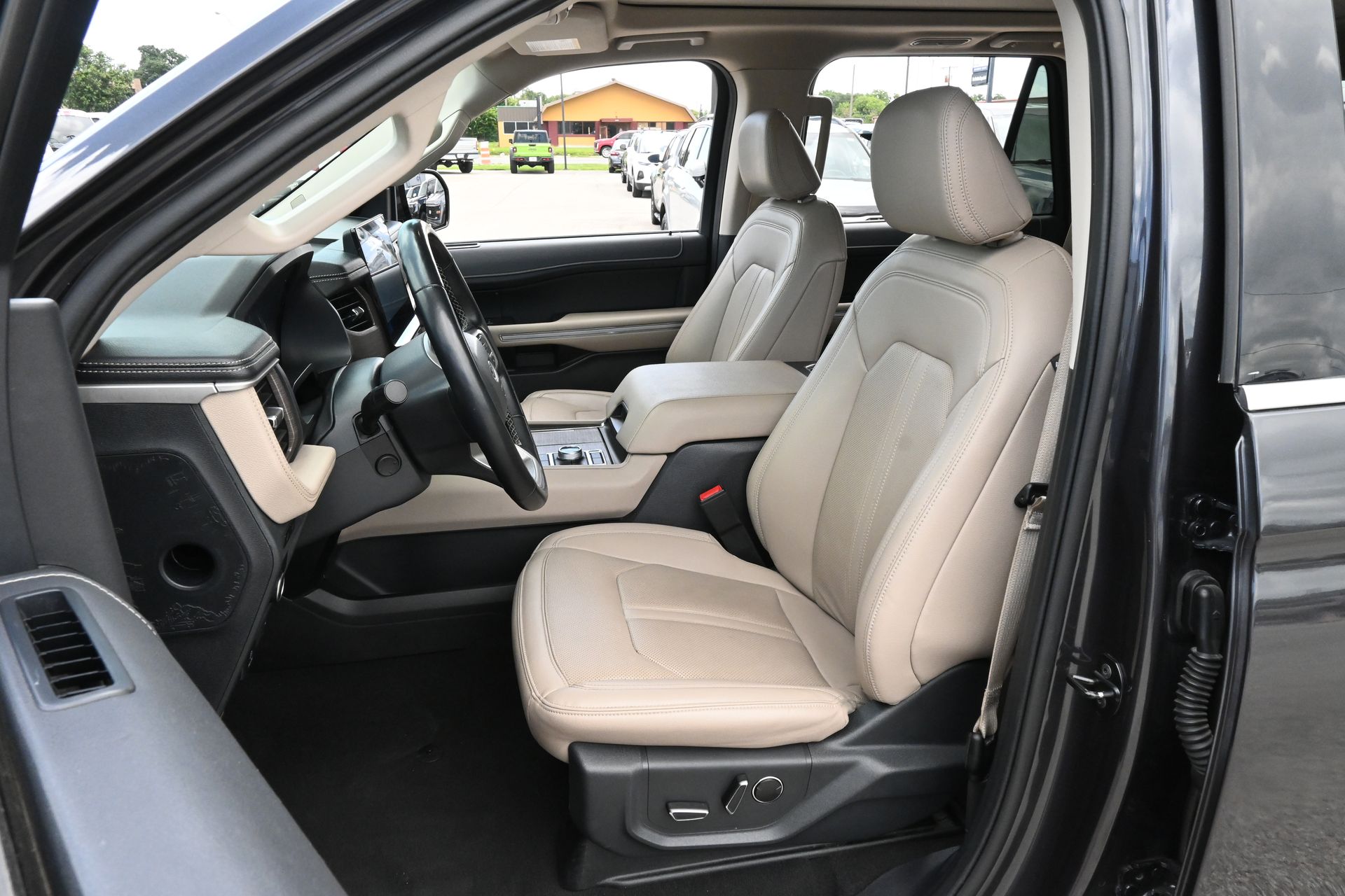2024 Ford Expedition Limited Gray at AutoSavvy Houston Southwest