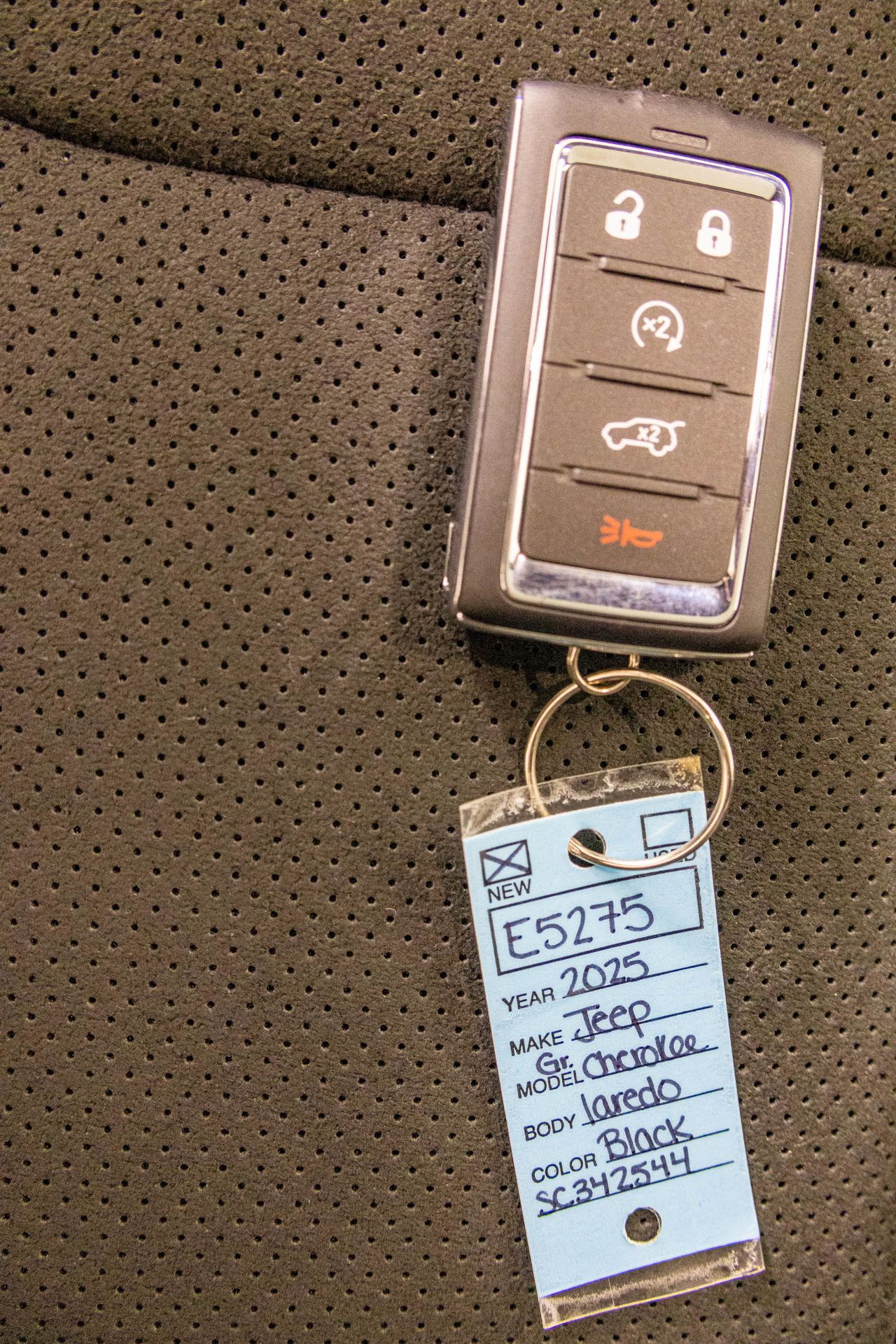 2025 JEEP GRAND CHEROKEE - Image 41