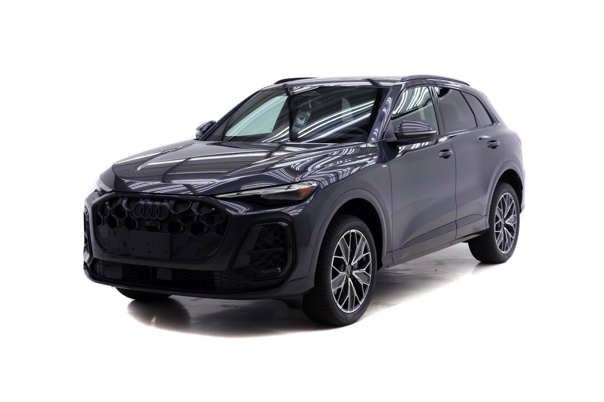 Tambora Gray Metallic 2026 Audi Q5 SUV / Crossover All-Wheel Drive 7-Speed Automatic