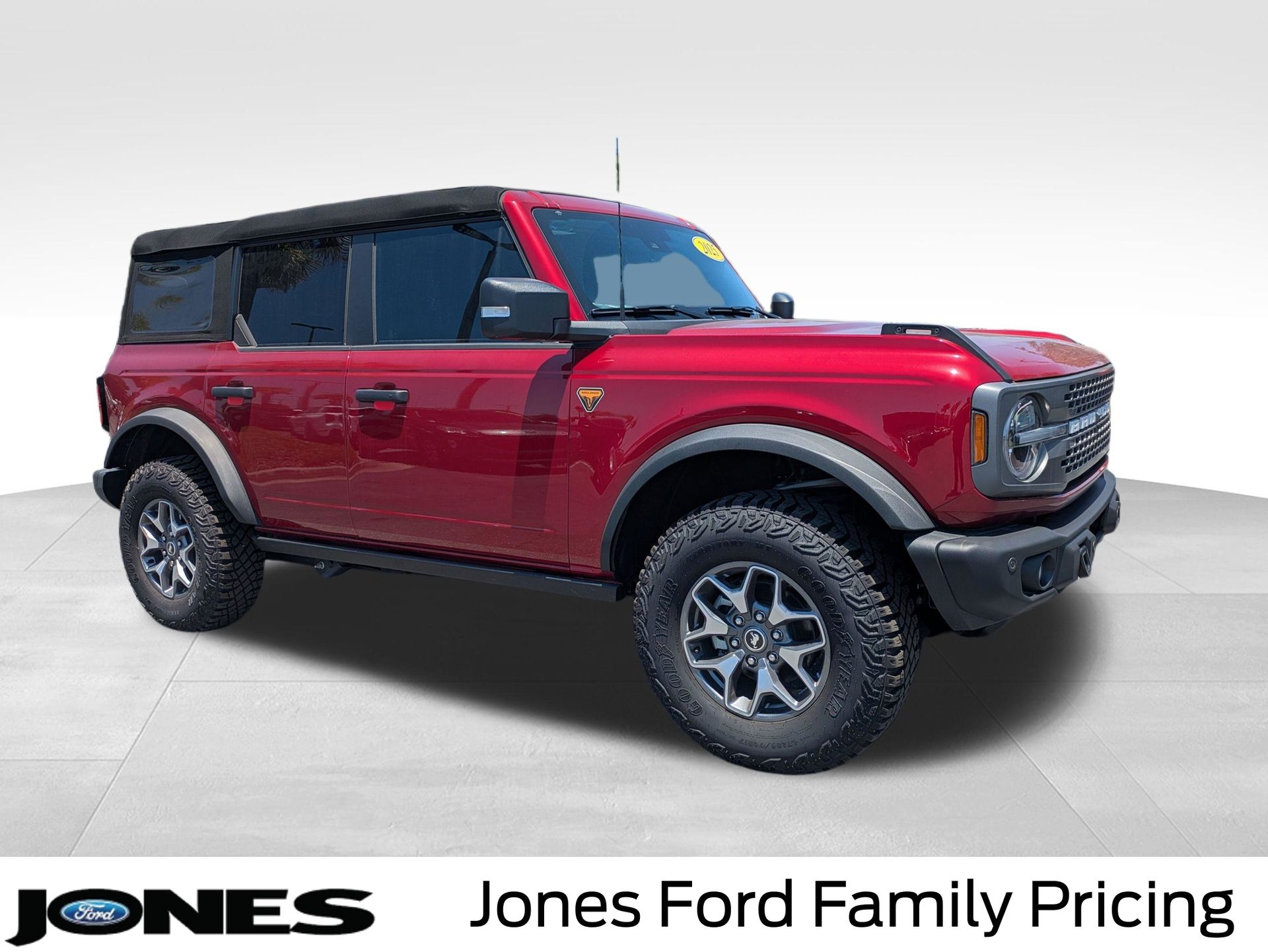 2025 Ford Bronco Badlands - 1