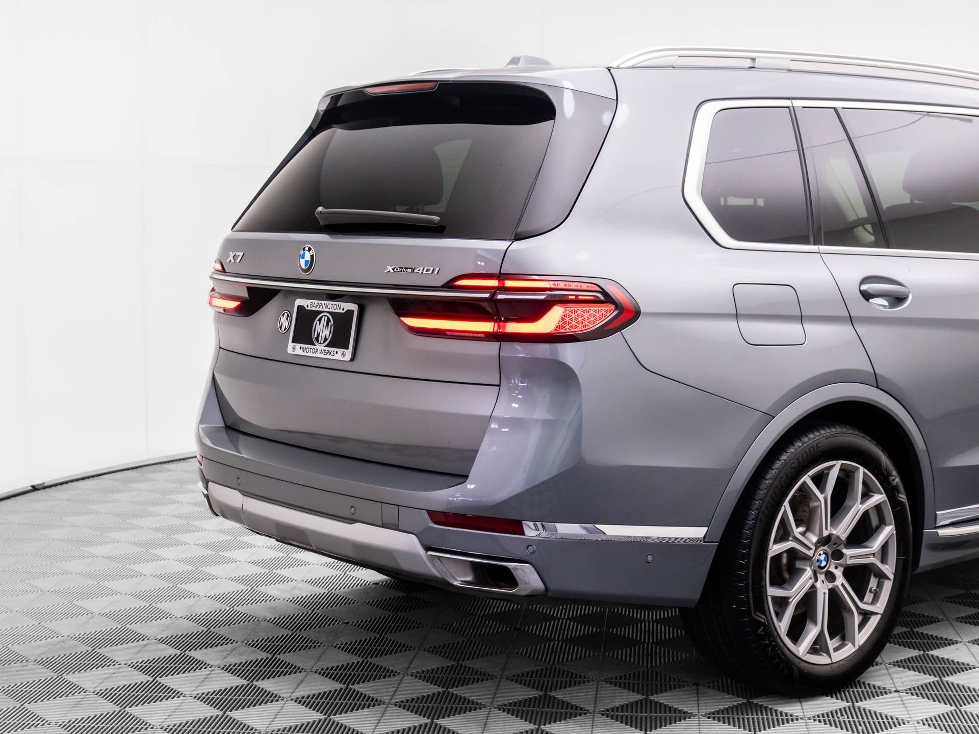 2023 BMW X7 xDrive40i photo