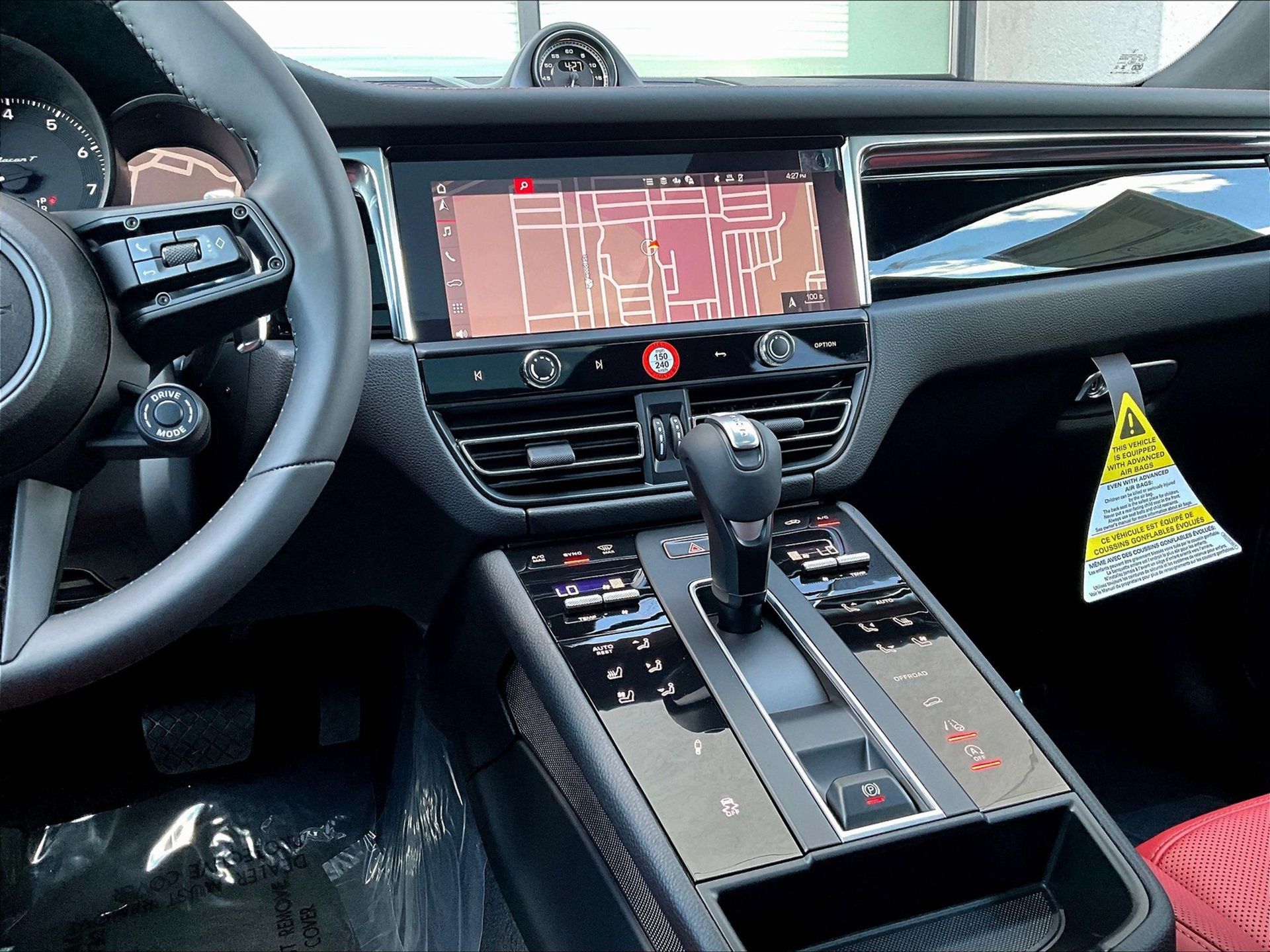 2025 Macan T picture #15