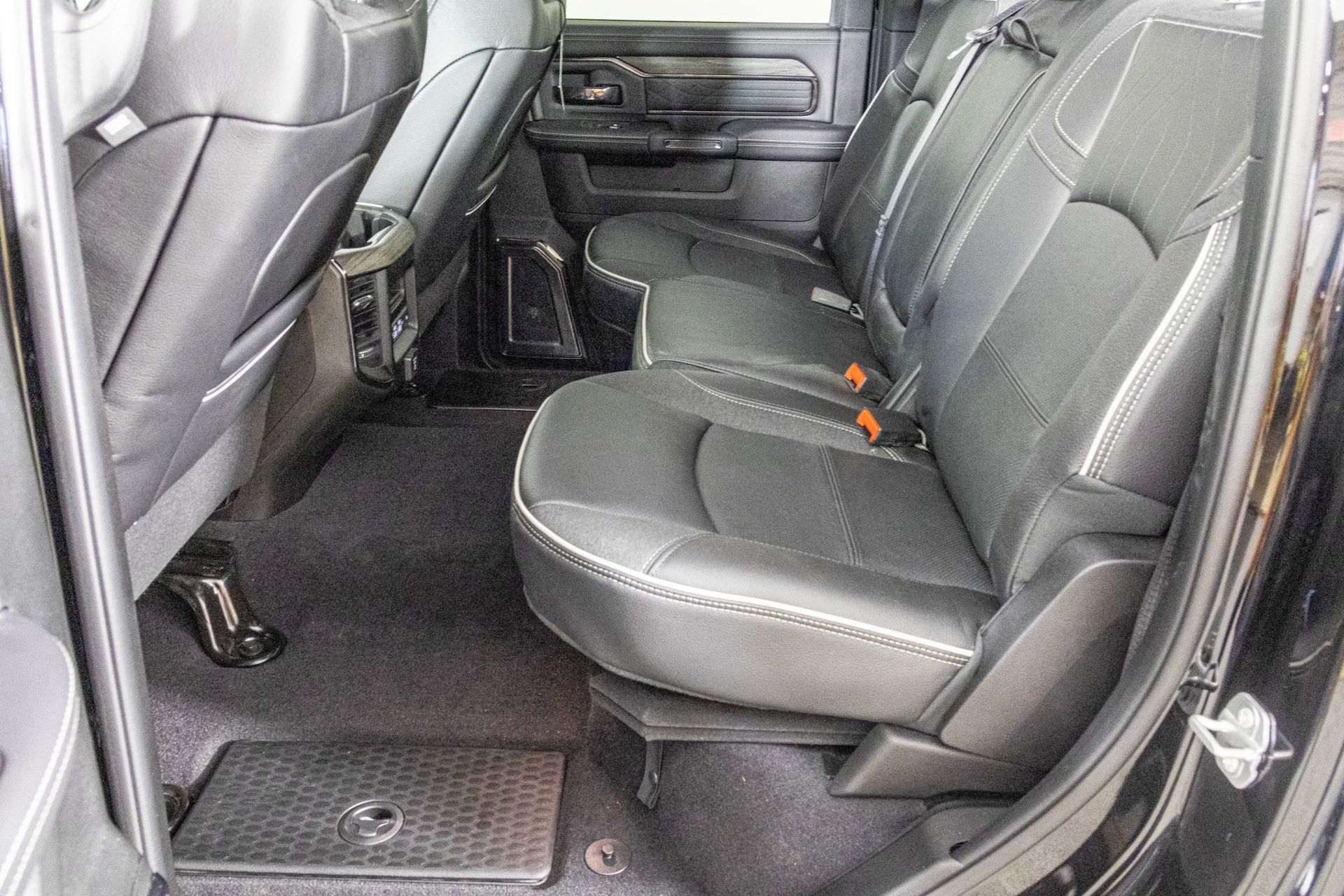 2026 RAM 3500 - Image 28