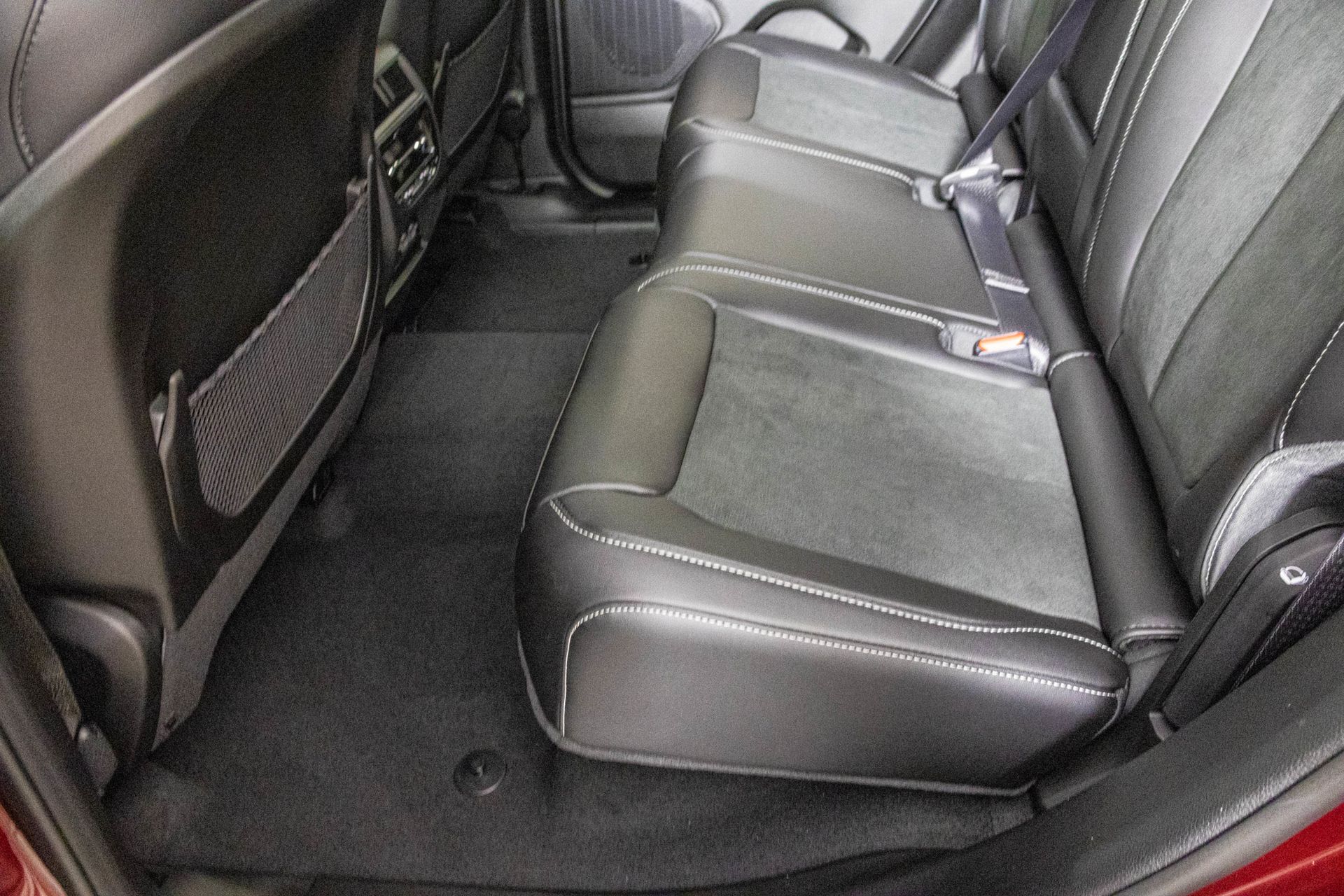 2025 JEEP GRAND CHEROKEE - Image 26