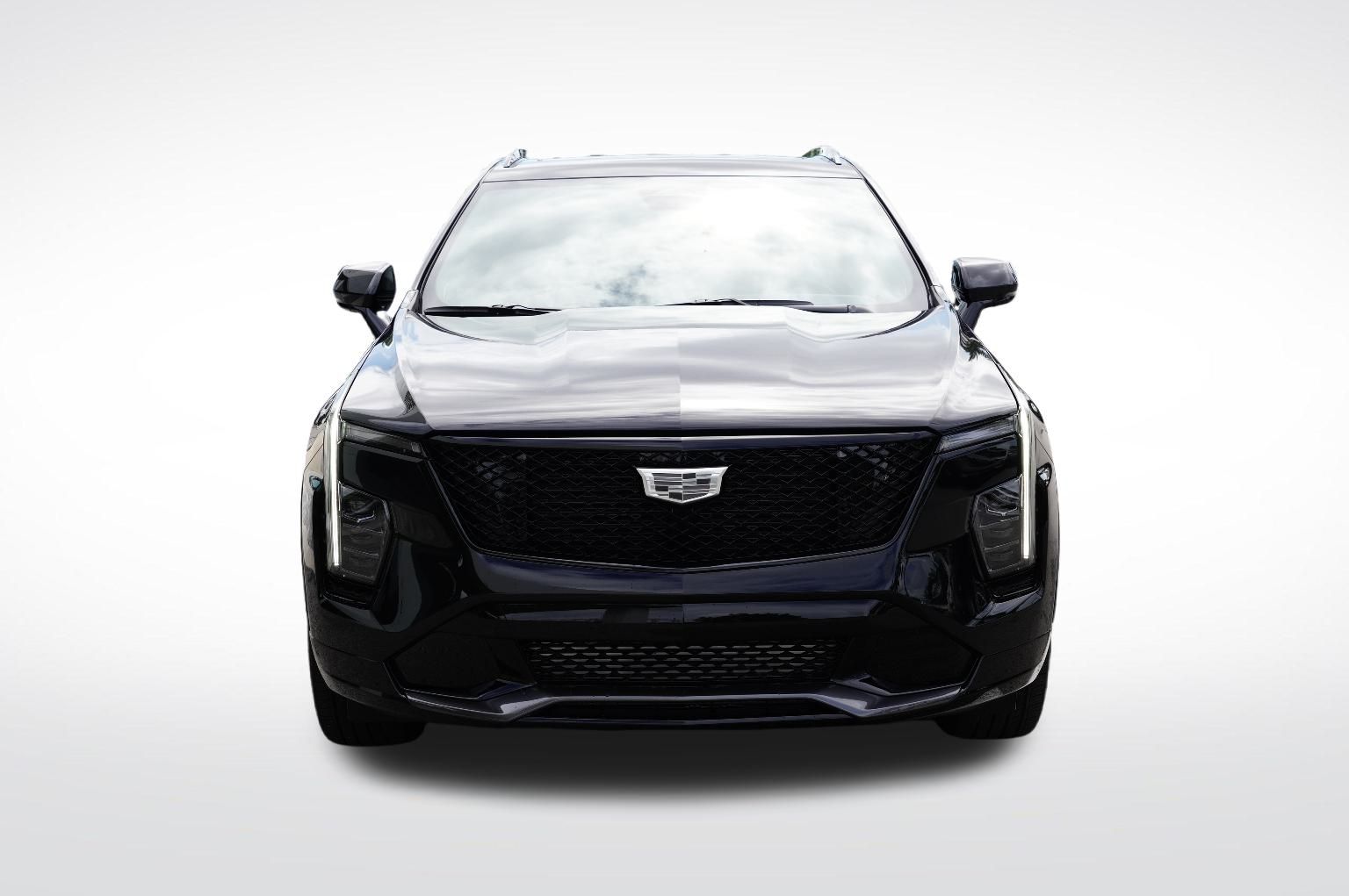 2024 Cadillac XT4 Sport 8