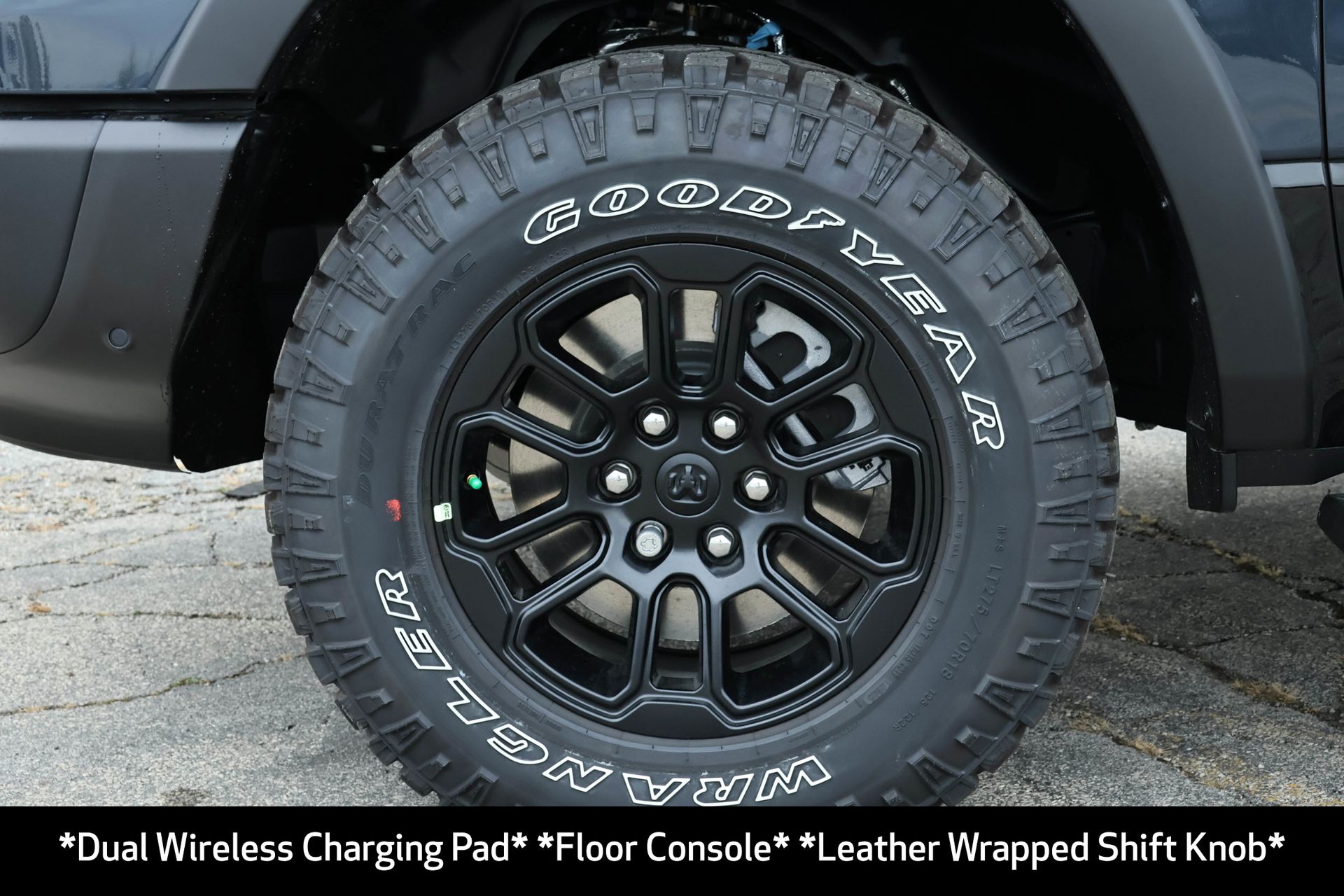 2026 RAM 1500 - Image 27