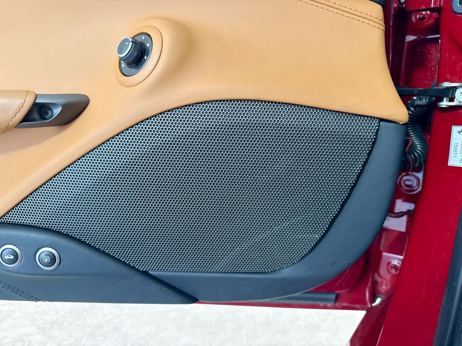 Certified Used 2019 Rosso Mugello Ferrari Base image 17