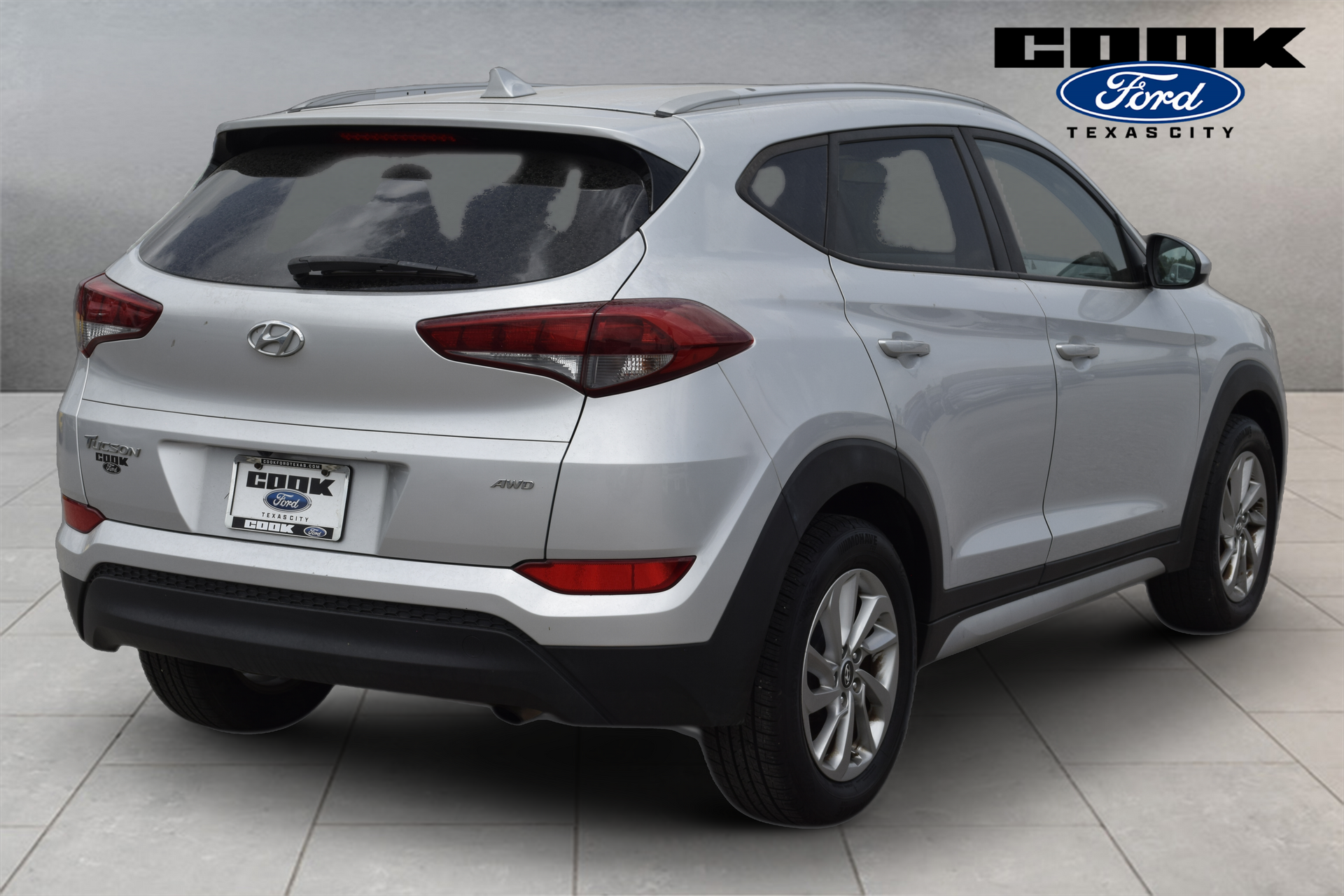 2018 Hyundai Tucson SEL Silver at DeMontrond Ford