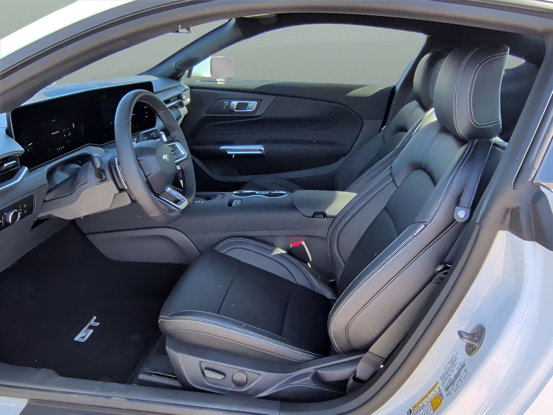 2026 Ford Mustang GT Premium - 9