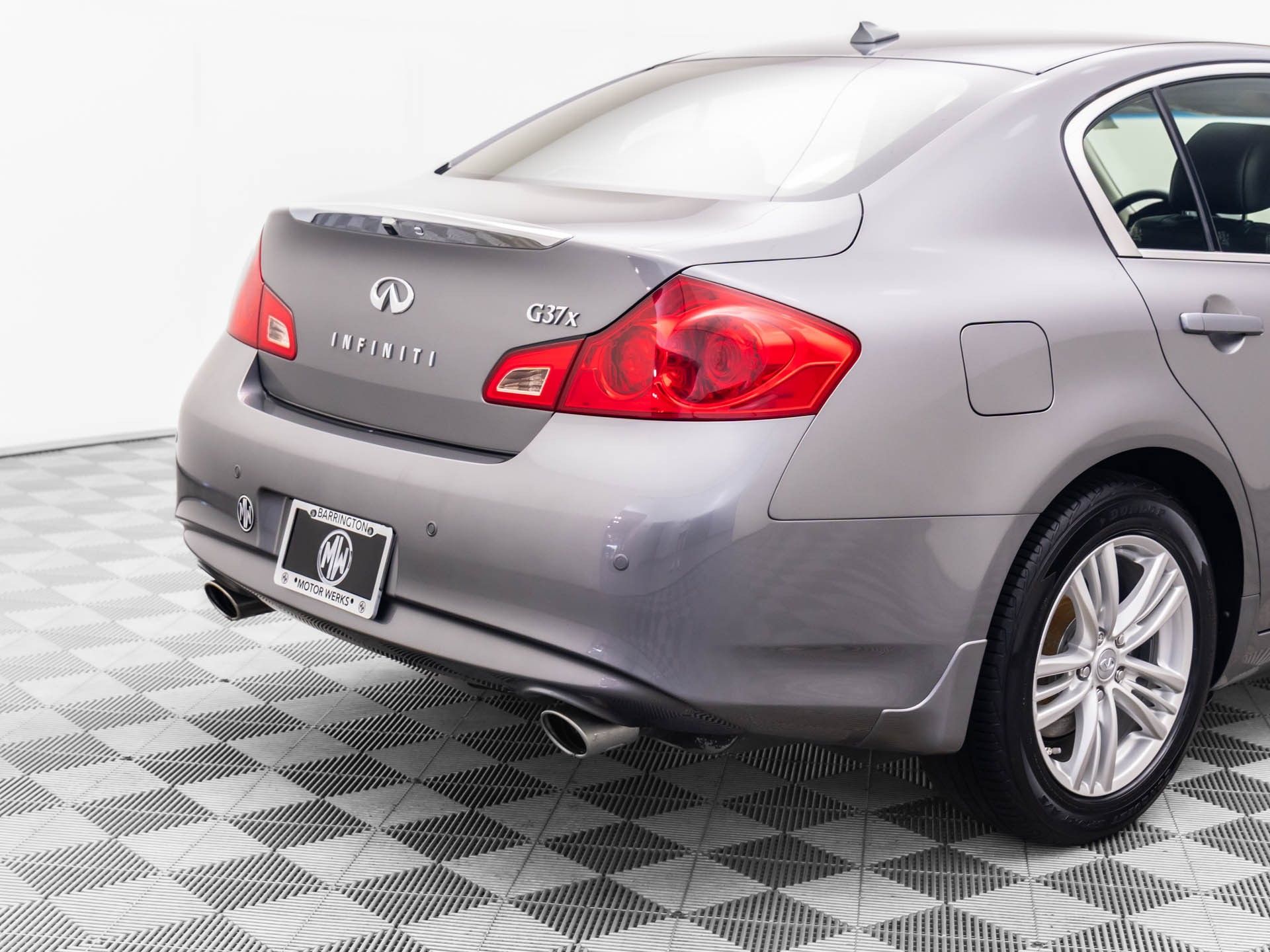 2013 Infiniti MDX x photo