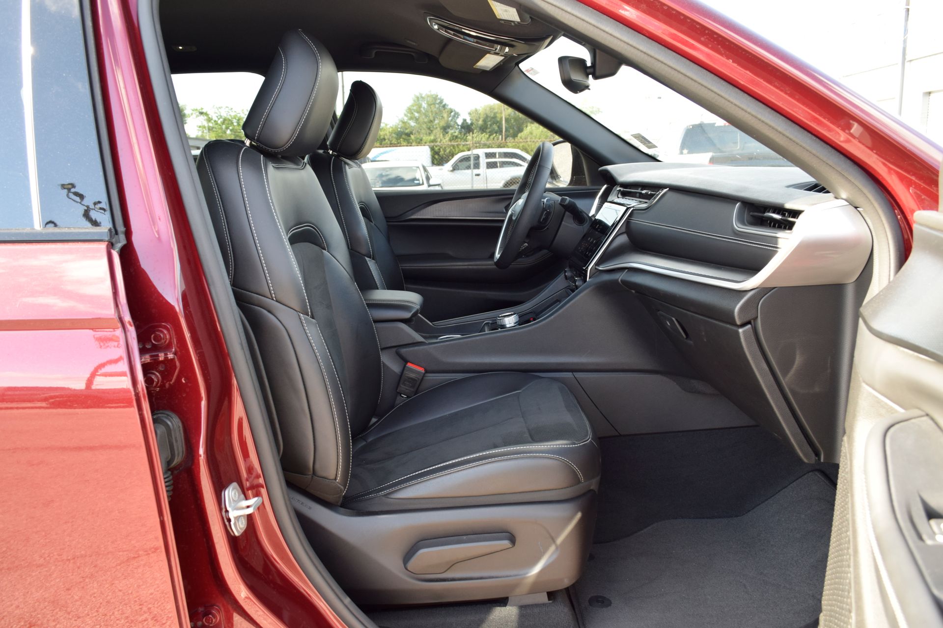 2023 Jeep Grand Cherokee L Altitude Red at Wharton Ford