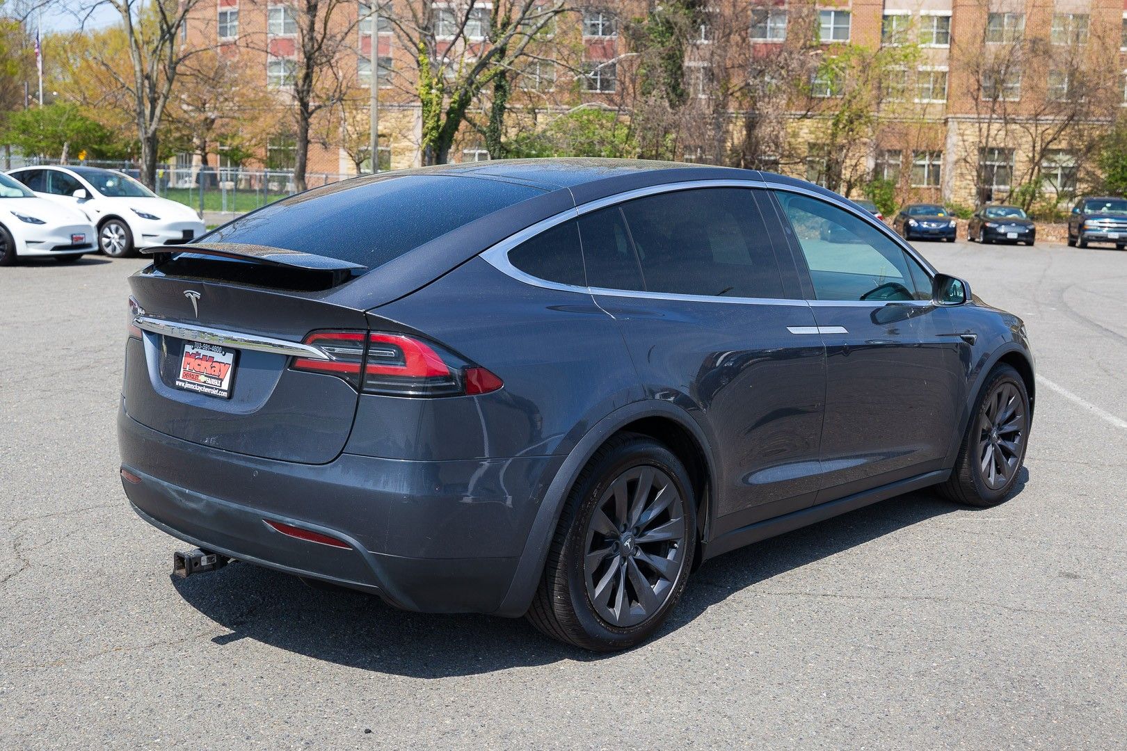 View vehicle photo 5