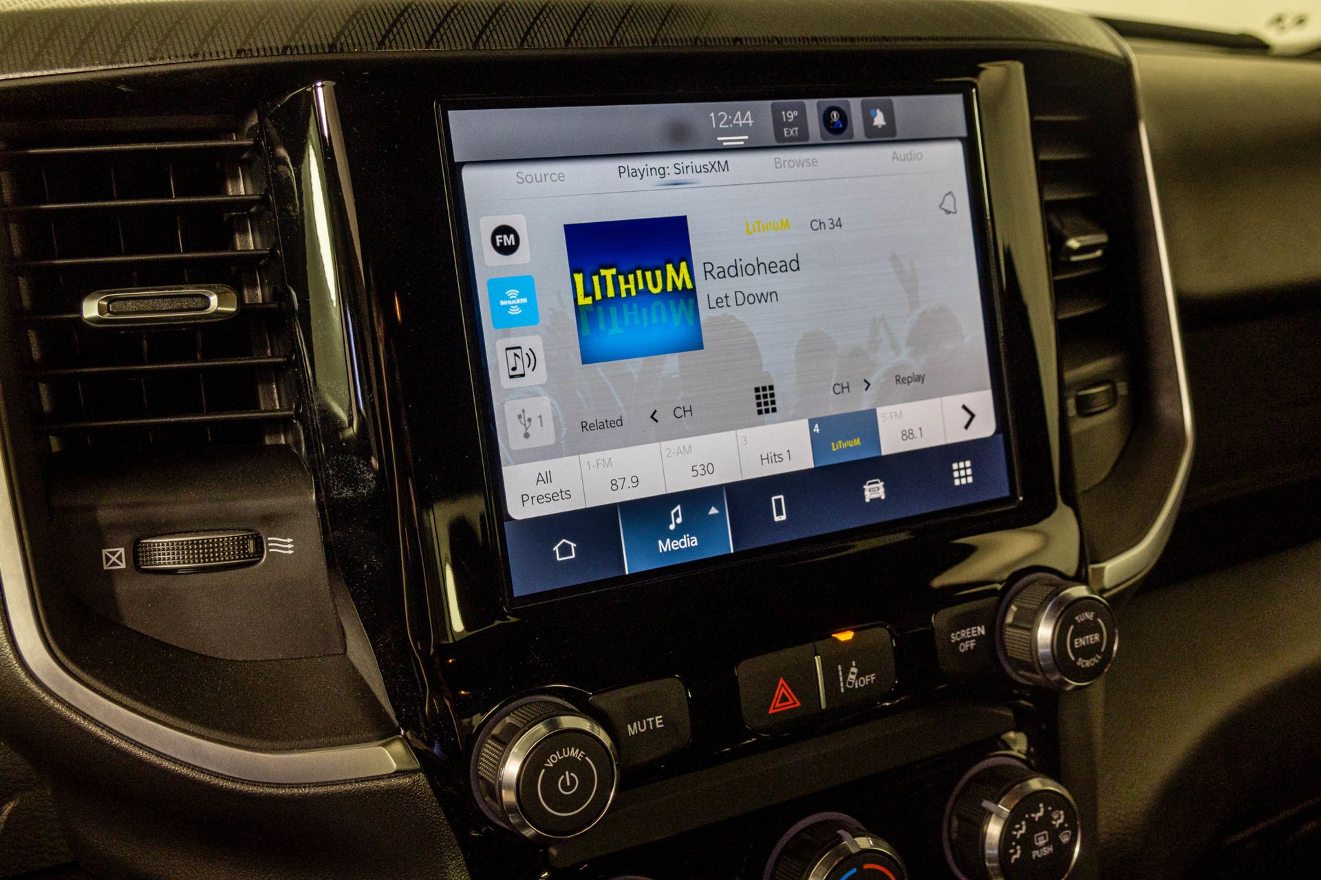 2026 RAM 1500 - Image 21