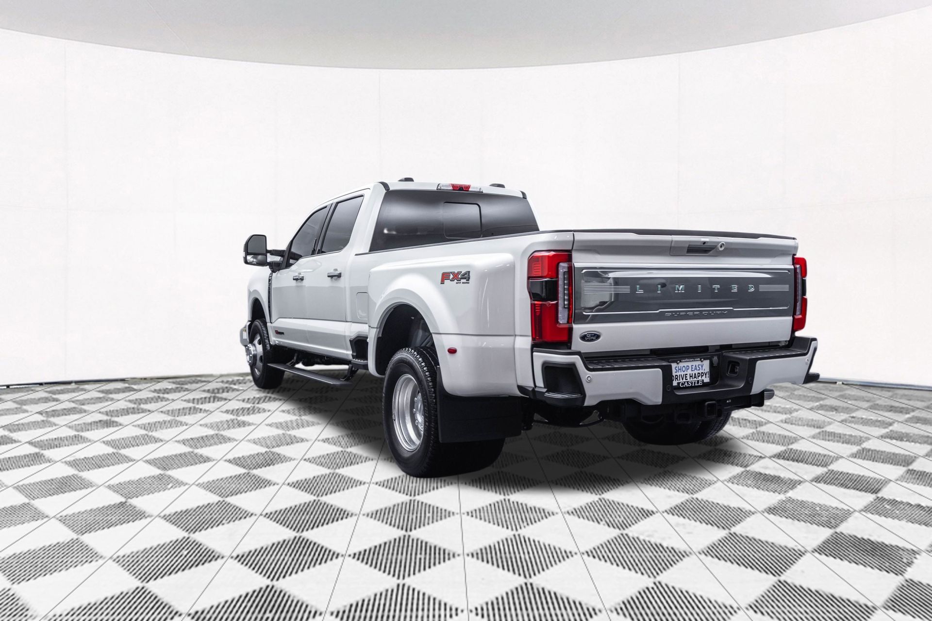 2024 FORD F-350 - Image 9