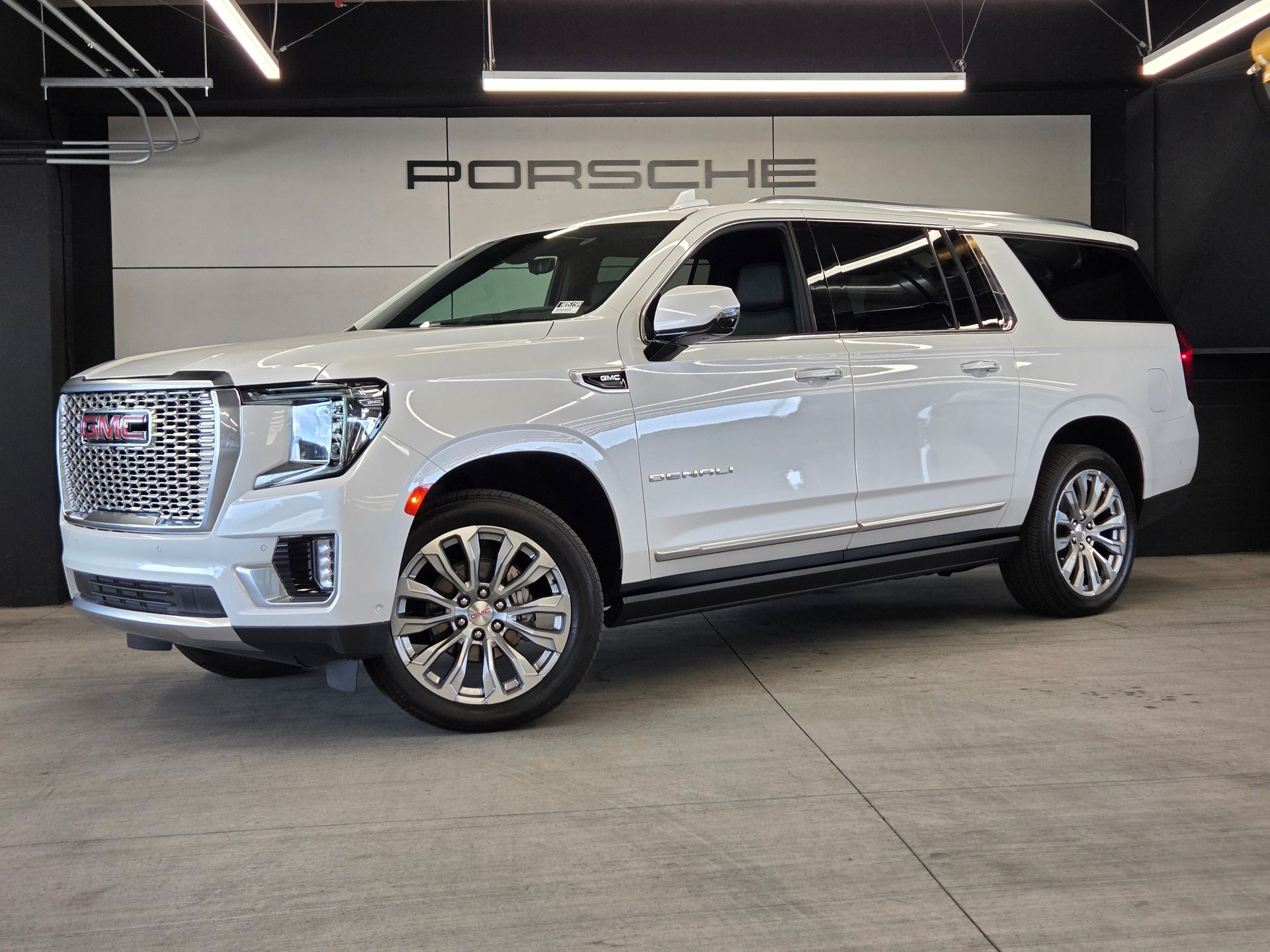 2024 GMC Yukon XL Denali 4WD