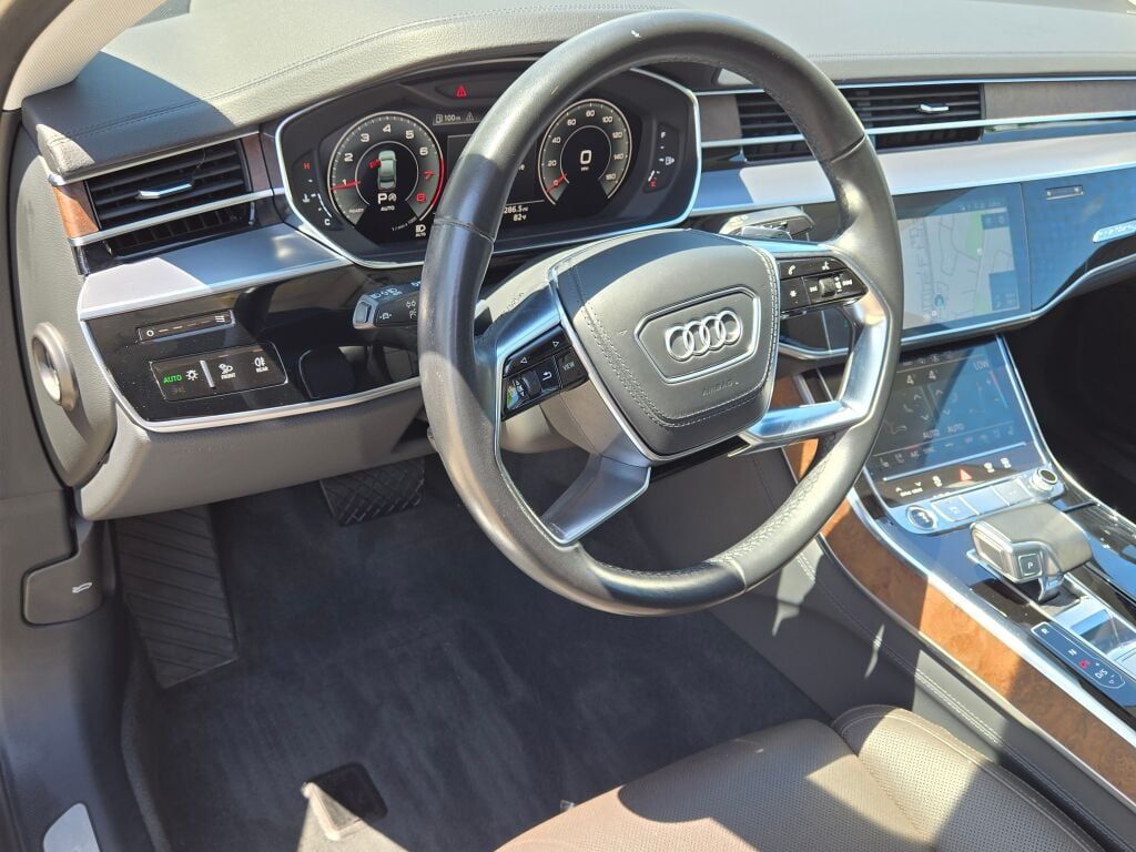 2022 Audi A8 L 55 Quattro photo 24