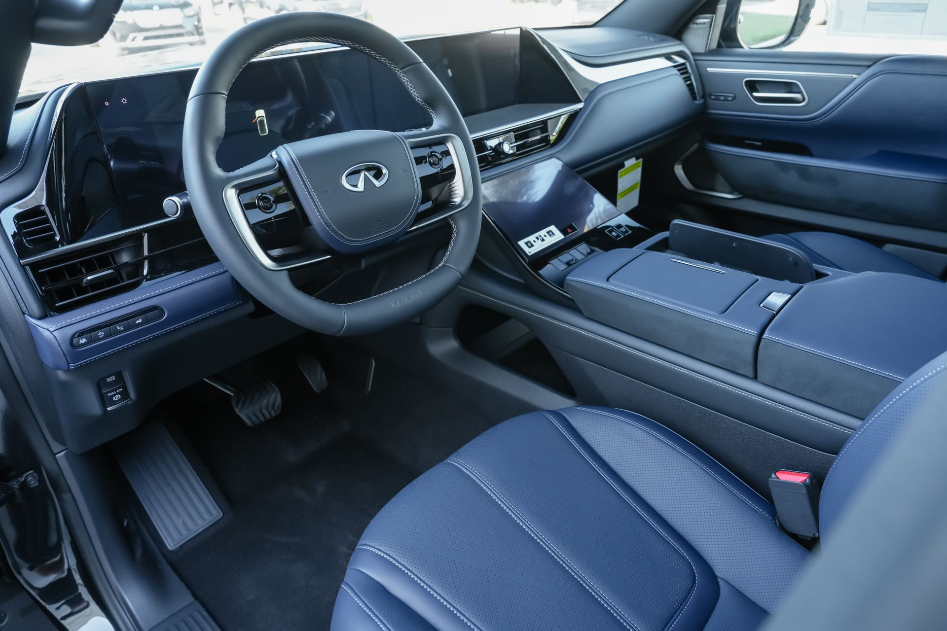 new 2026 INFINITI QX80 car, priced at $89,330