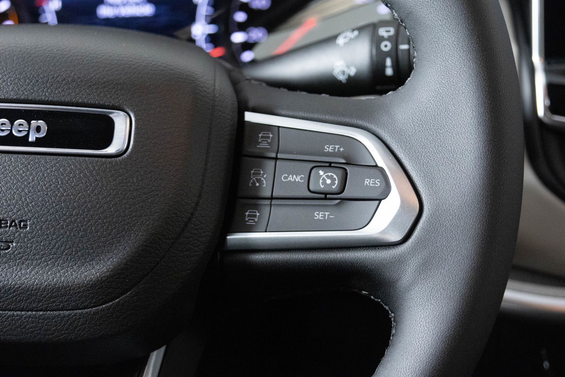 2026 JEEP COMPASS - Image 30