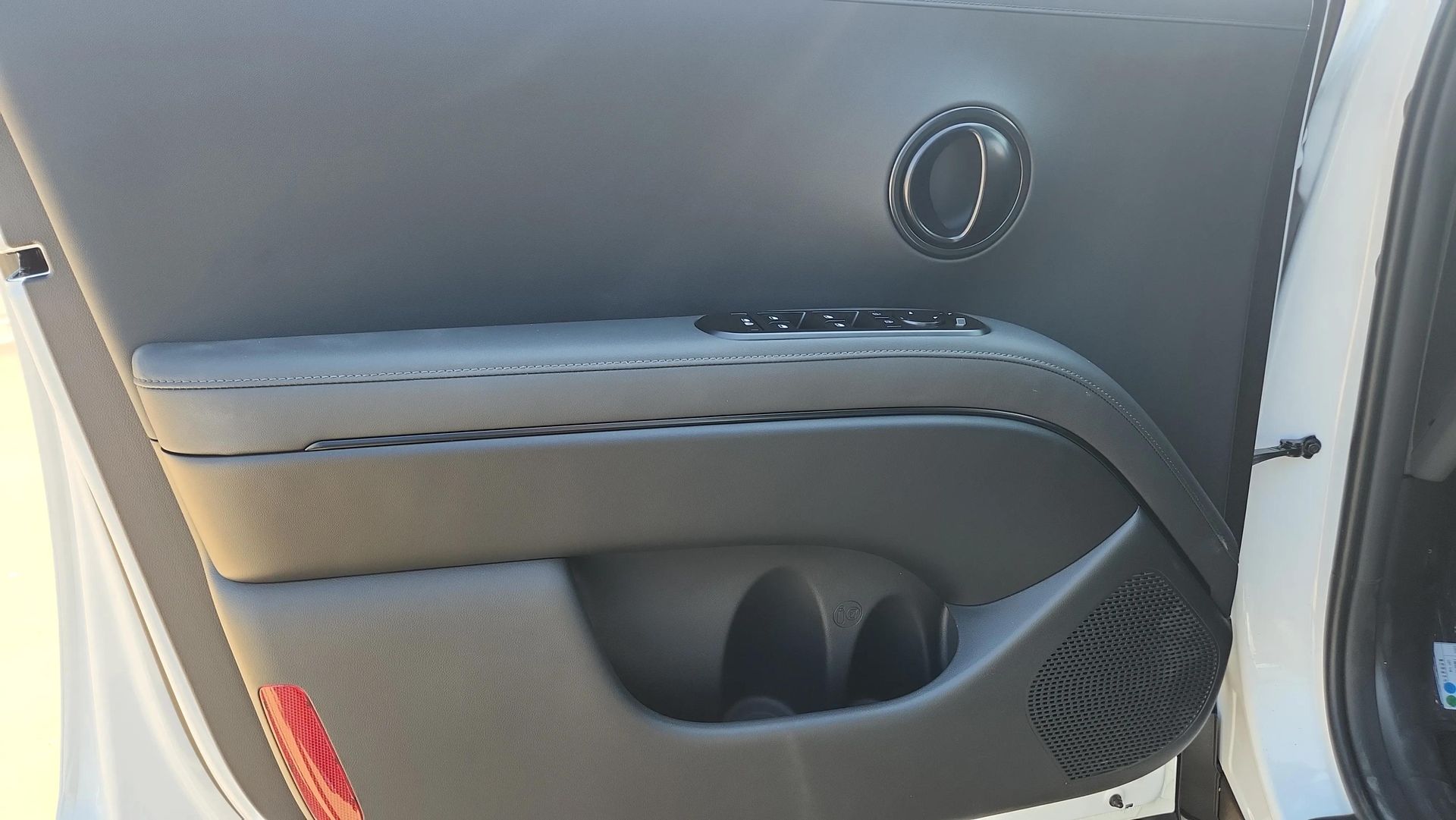 car-gallery-32