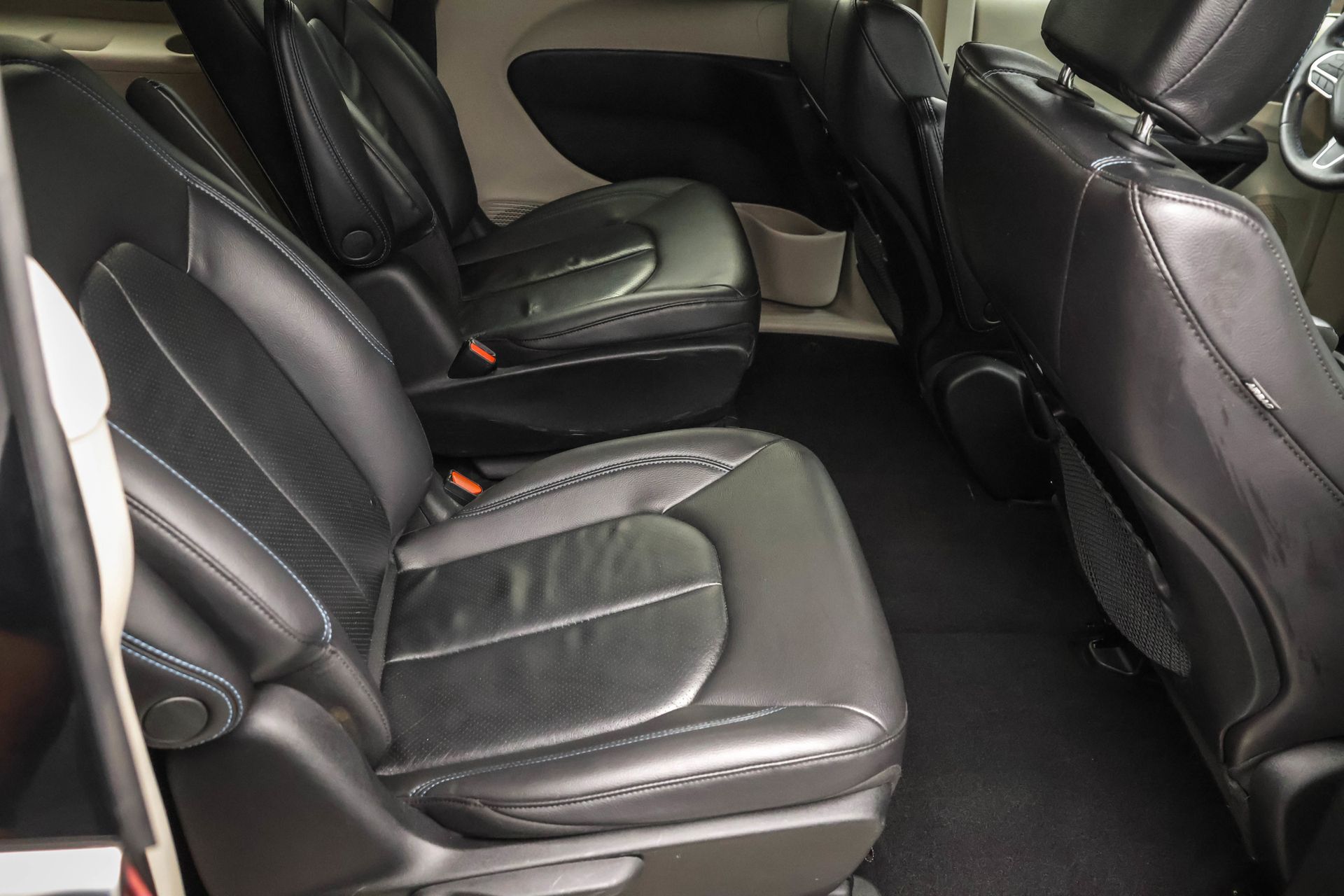 2021 CHRYSLER PACIFICA - Image 29