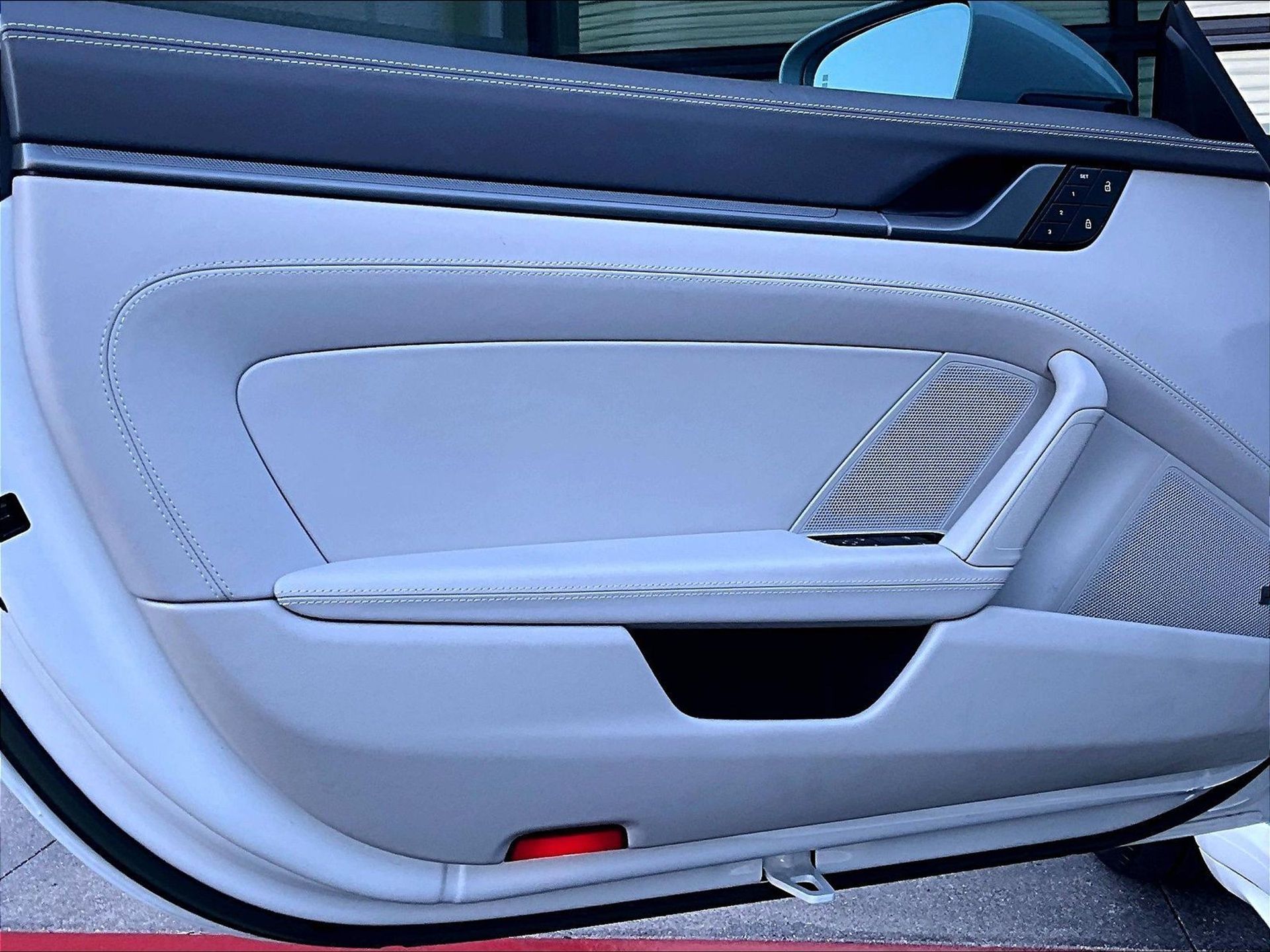 2023 911 Carrera S picture #18