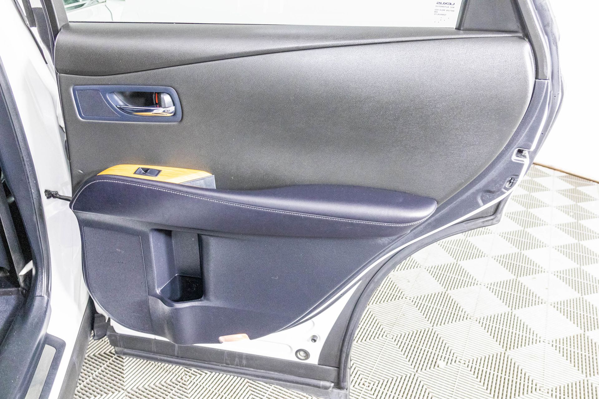 2015 LEXUS RX - Image 34