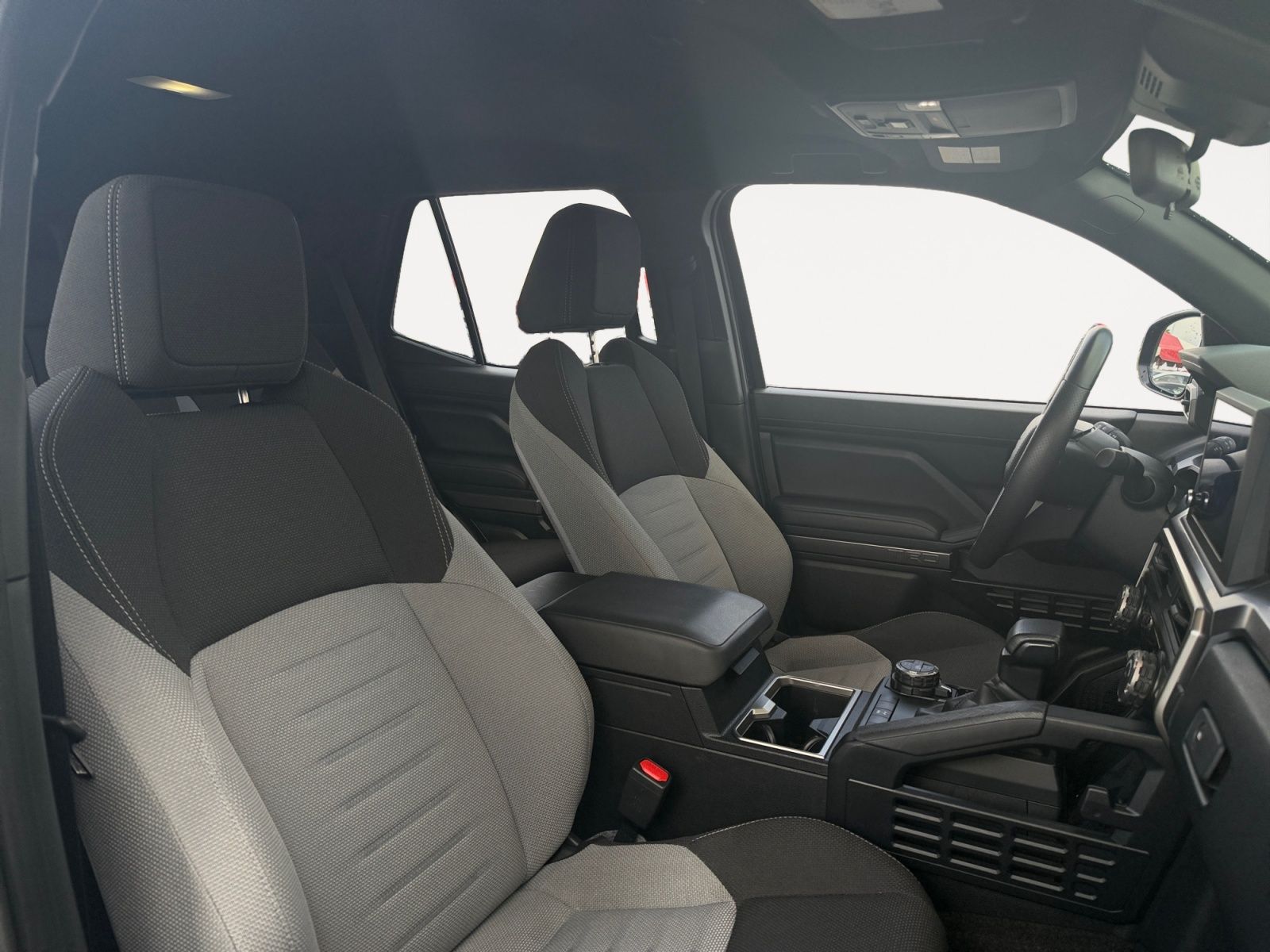 2025 Toyota 4Runner TRD Off-Road - Photo 15