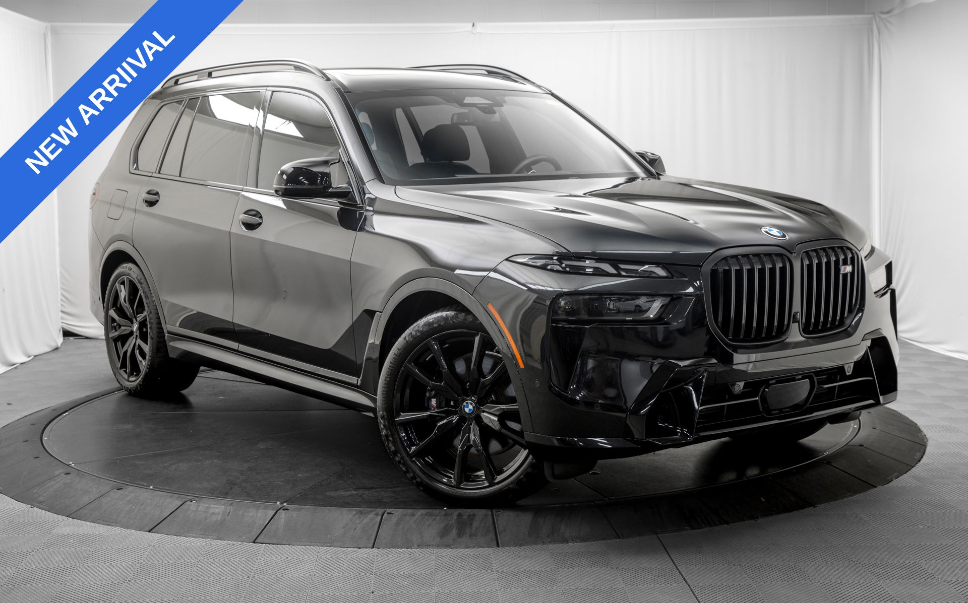 2025 BMW X7 M60i
