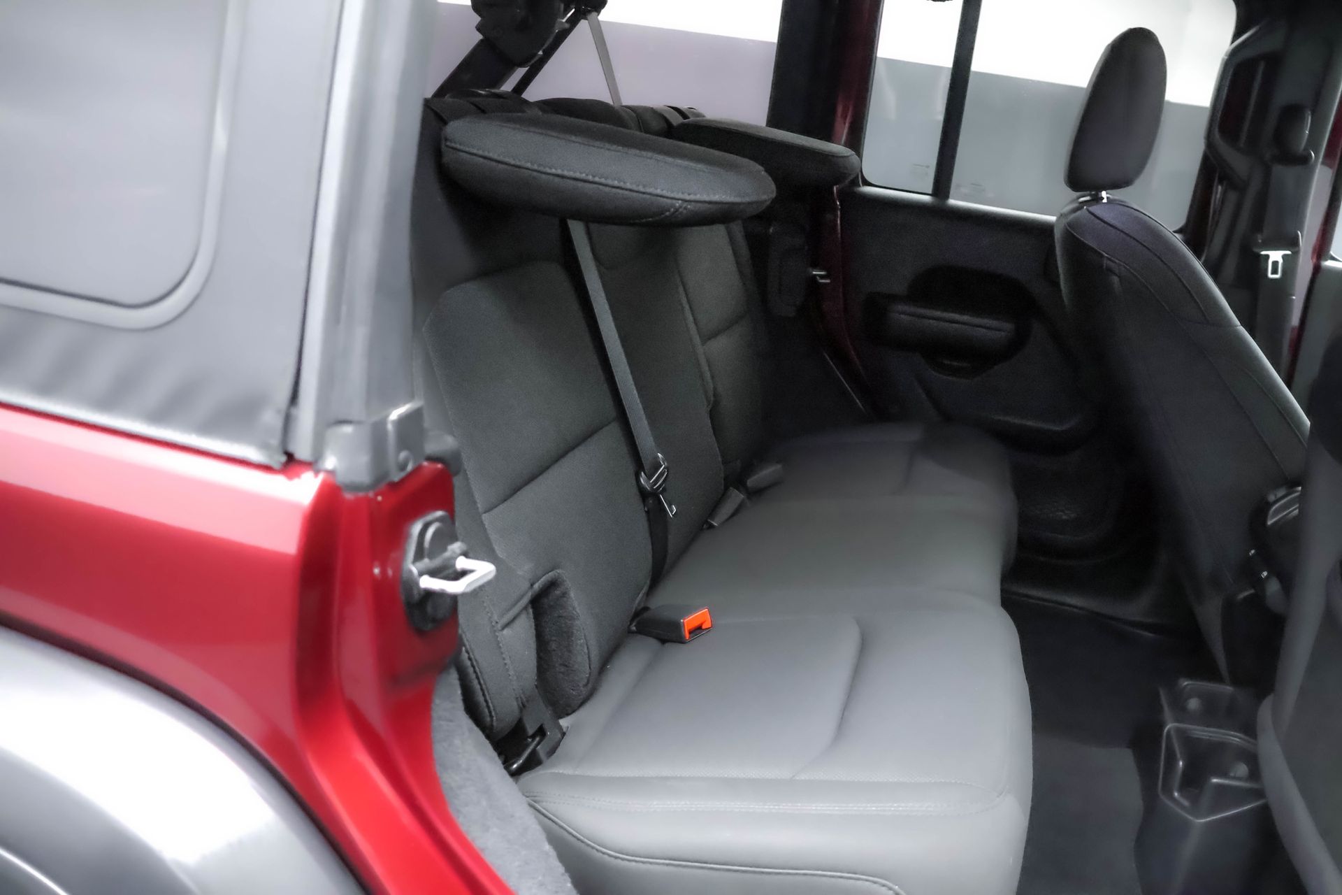 2021 JEEP WRANGLER - Image 40