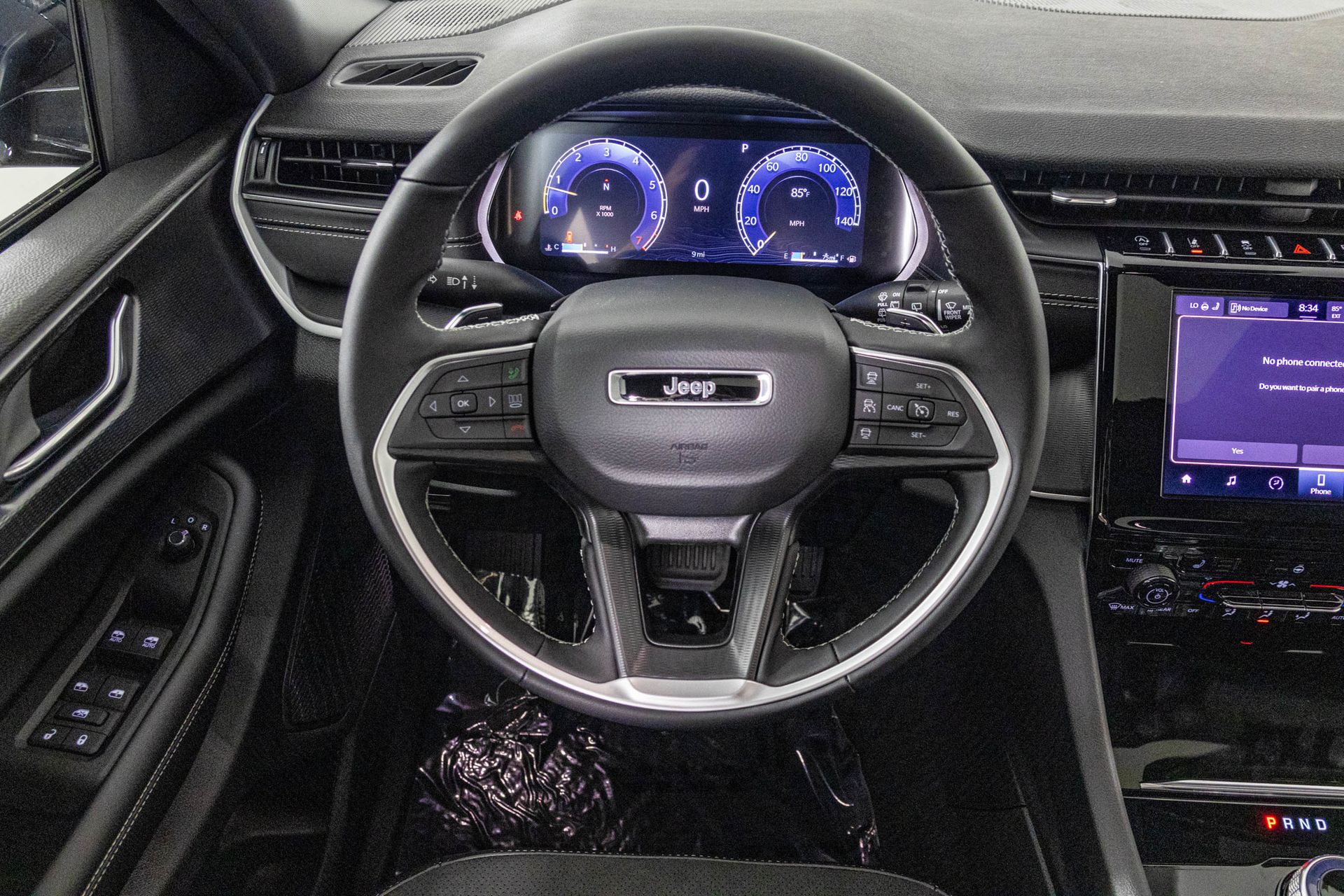 2025 JEEP GRAND CHEROKEE - Image 31