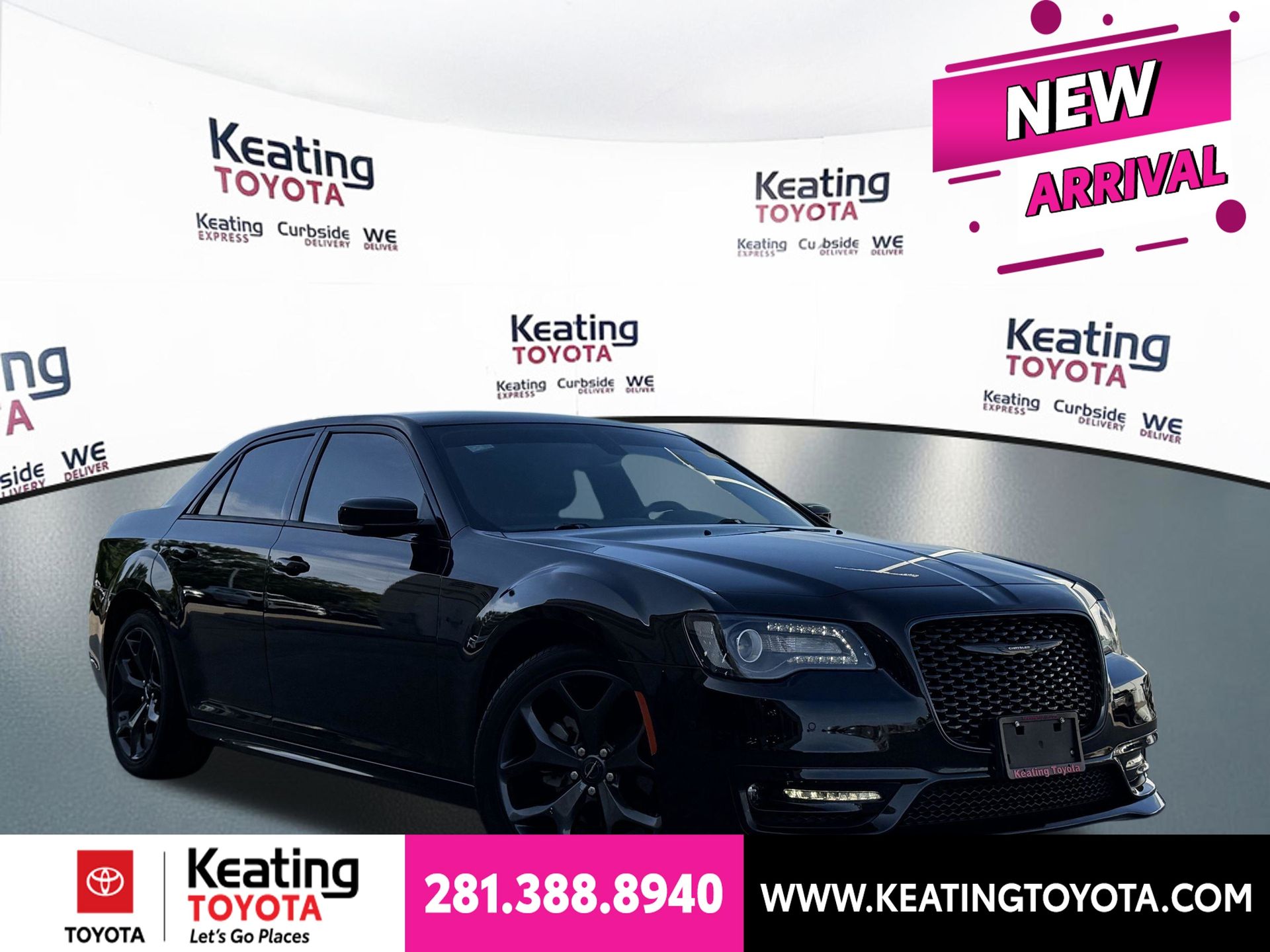 Gloss Black 2023 Chrysler 300 Sedan Rear-Wheel Drive 8-Speed Automatic