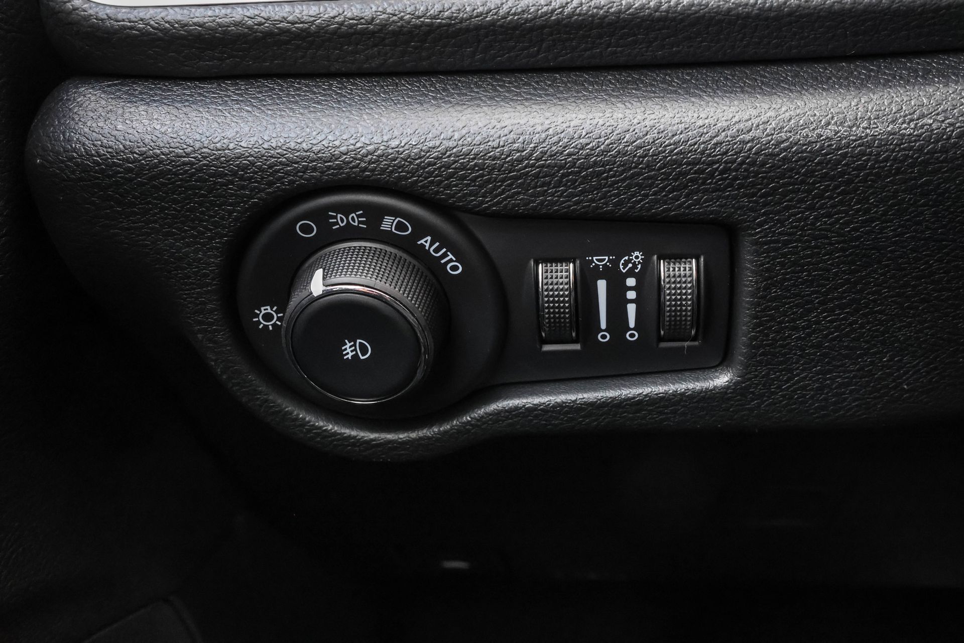 2026 CHRYSLER PACIFICA - Image 27