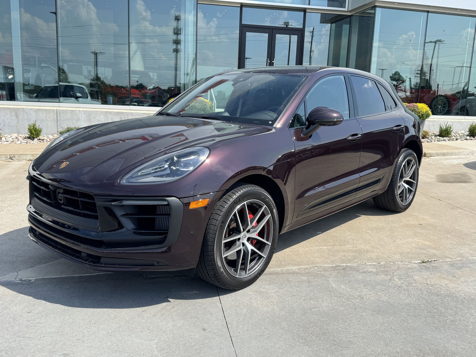 Red (Copper Ruby Metallic) 2024 Porsche Macan S AWD SUV / Crossover All-Wheel Drive 7-Speed Automatic