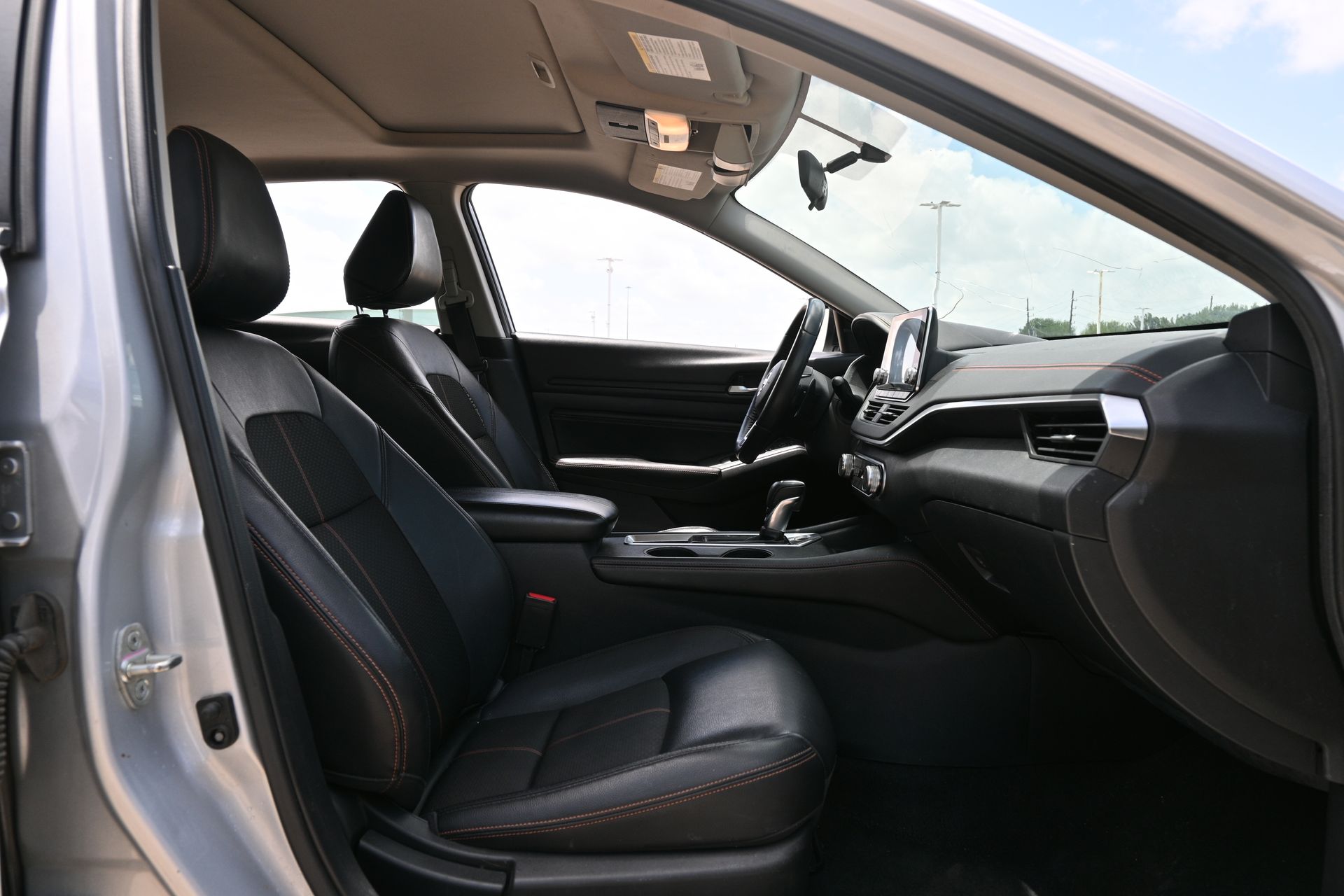 2019 Nissan Altima 2.5 SR Silver at Texan Dodge Chrysler Jeep Ram